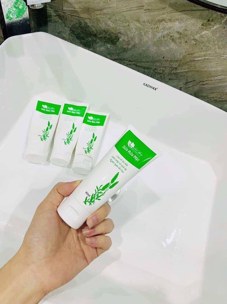 Sữa rửa mặt Linh Hương