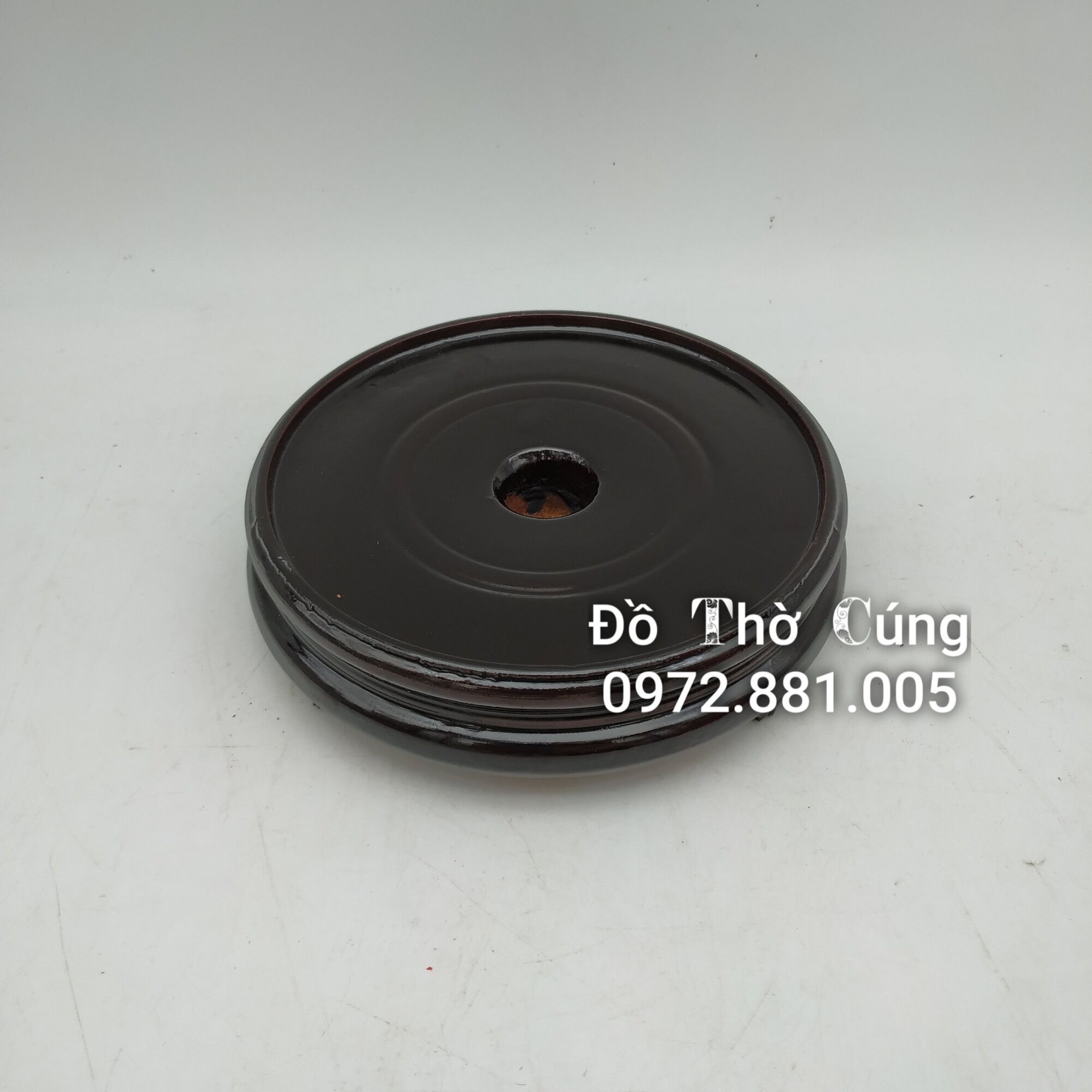 Đế kê, đôn kê bằng gỗ màu đen