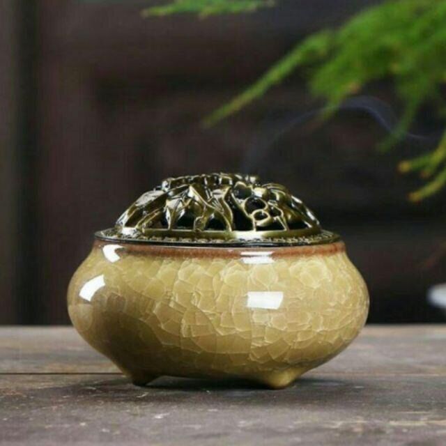 Lư xông trầm hương