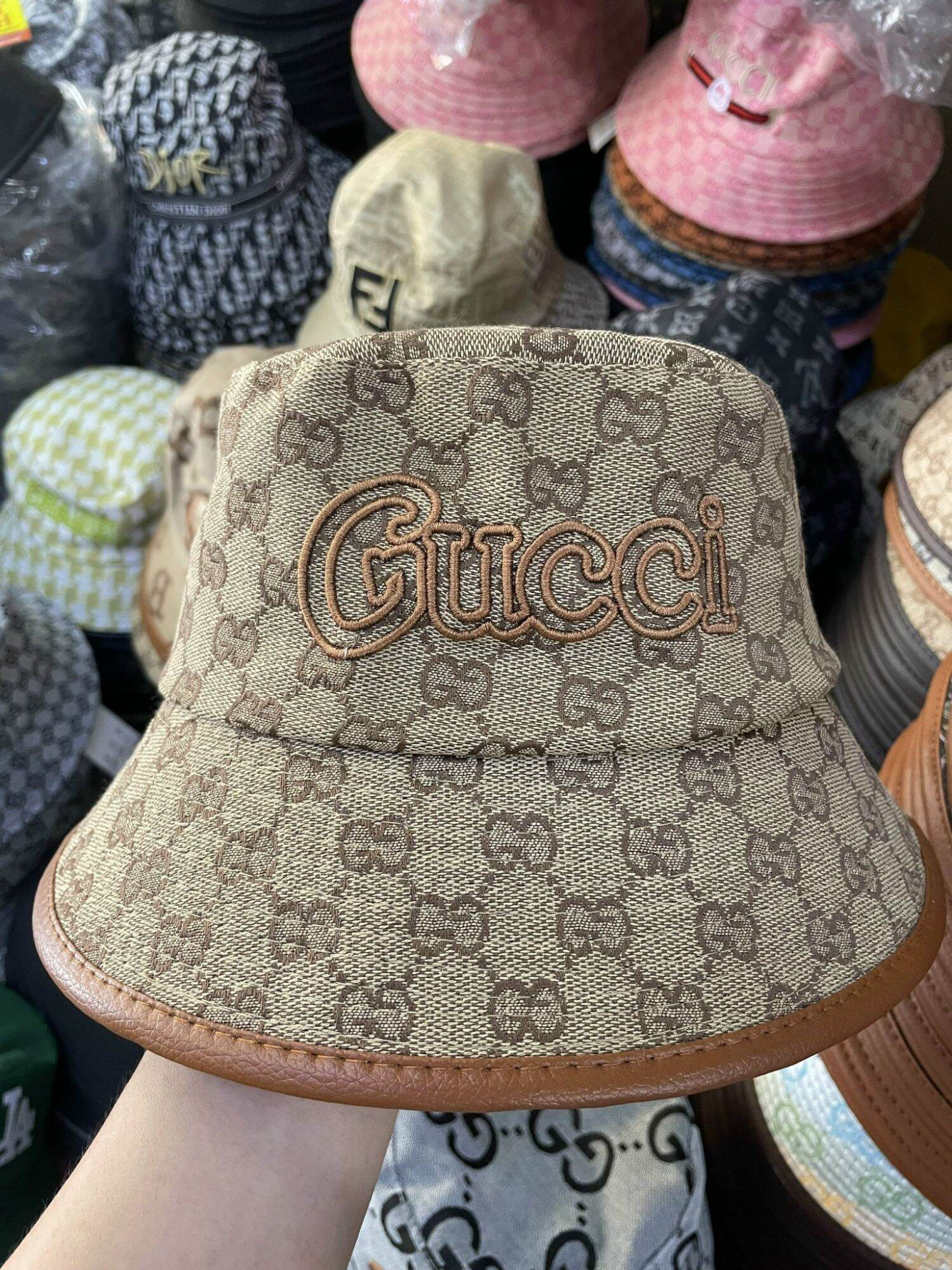 Mũ bucket GUCCI Nón bo vành cụp