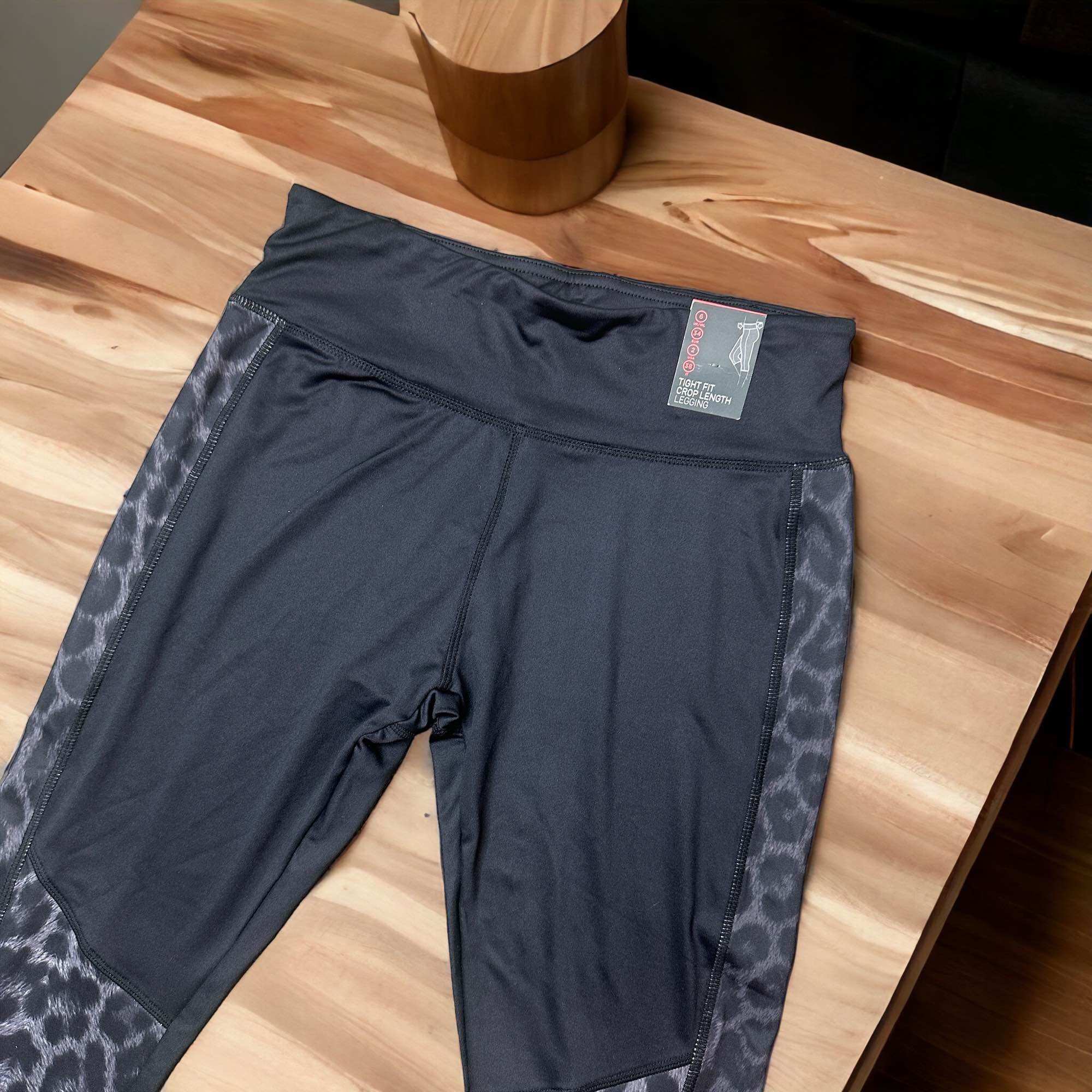 Quần legging lửng phối da beo hàng work out xuất xịn