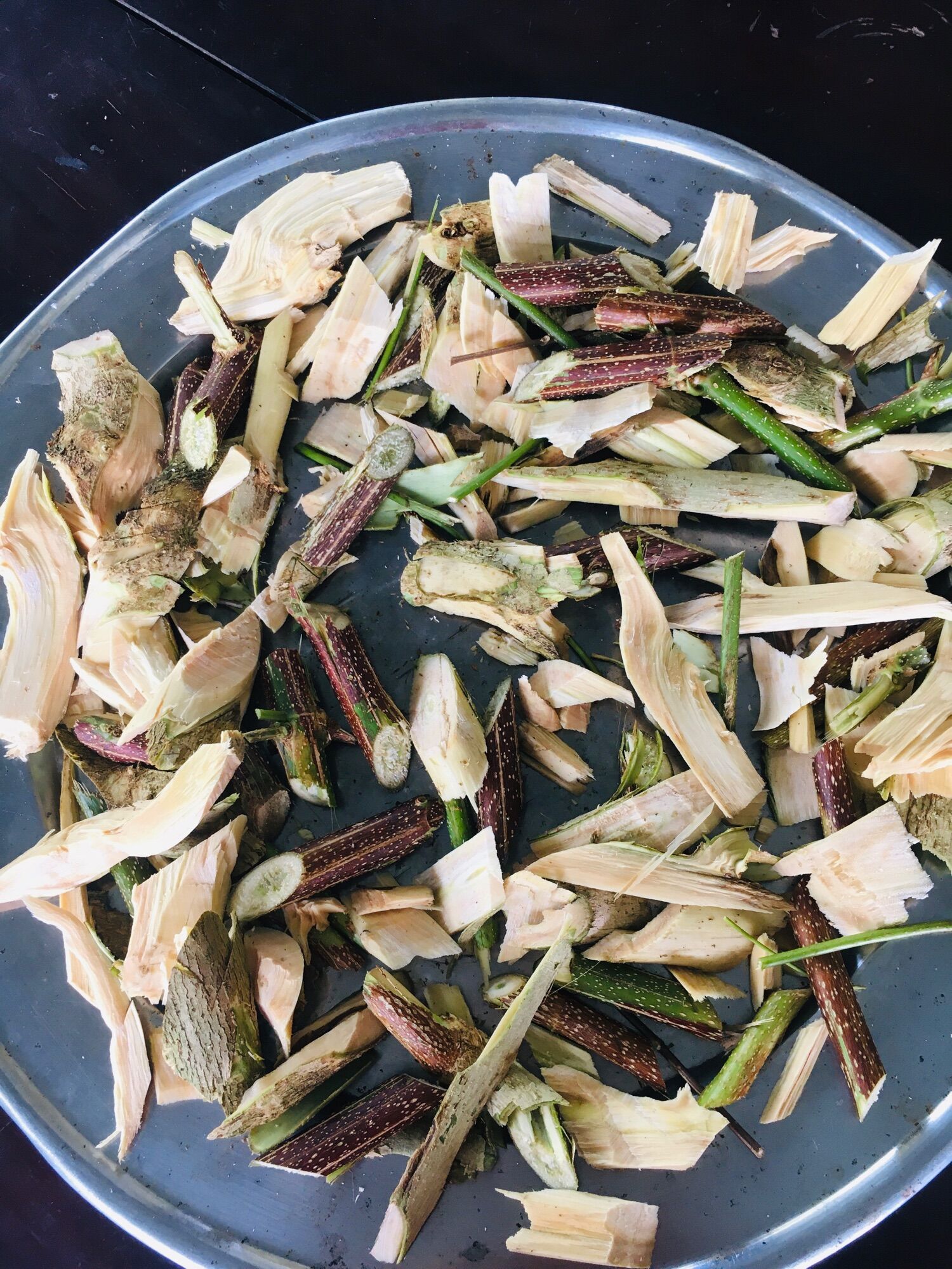 1kg thân và lá cây lá cách phơi khô