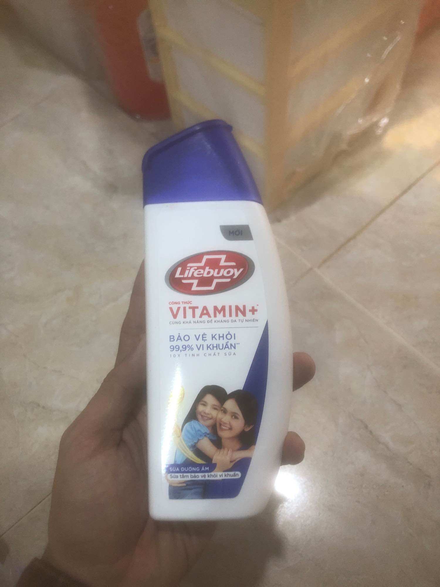 Sữa tắm lifebuoy 250gr