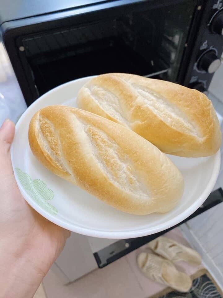 Bánh mì đông lạnh (bánh mì tươi)