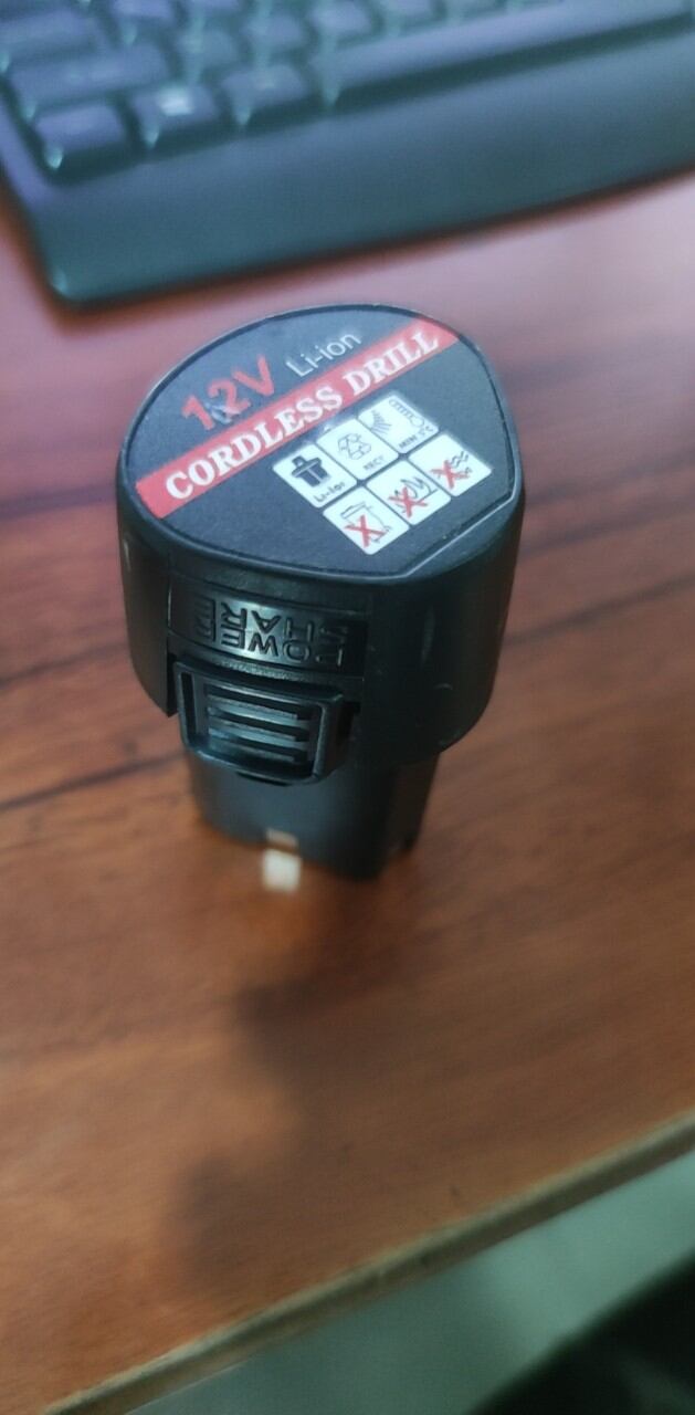 Pin dùng cho máy khoan pin 12v .chân pin thông dụng