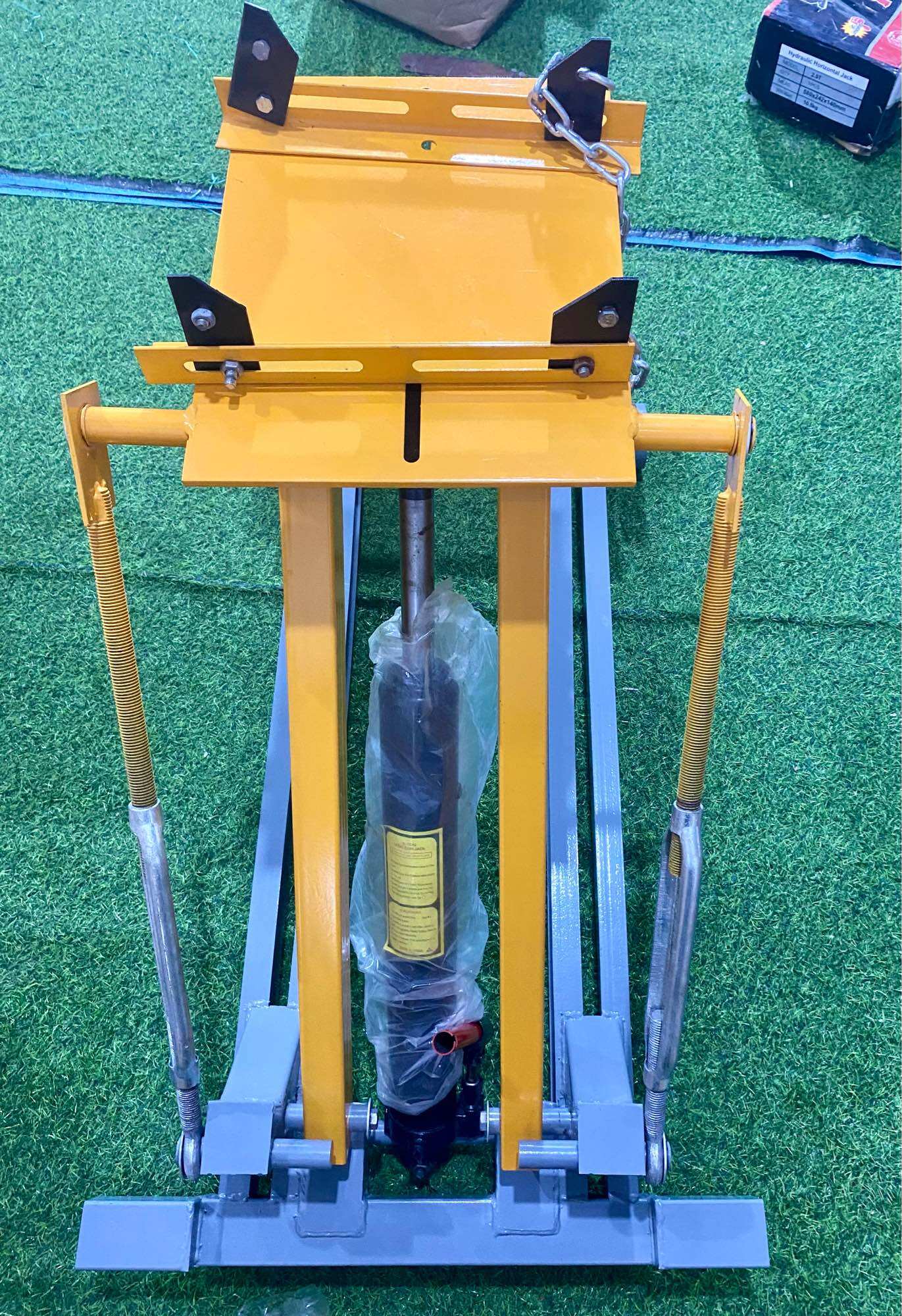 xe tải - 8208 Giá đỡ nâng hạ hộp số xe tải 2 tấn .kích nâng hộp số