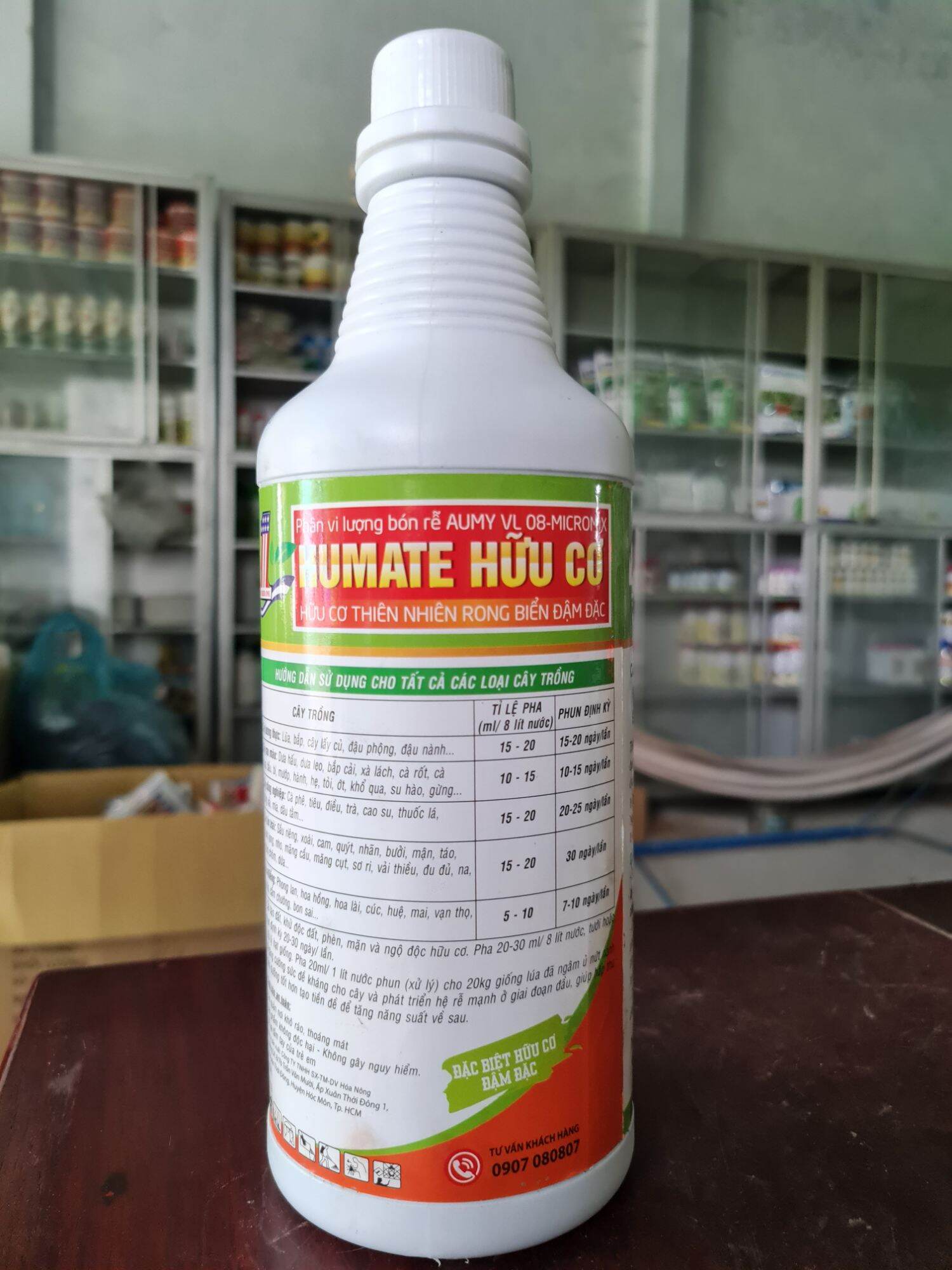 Chế phẩm Humic hữu cơ Humate chai 1 lít