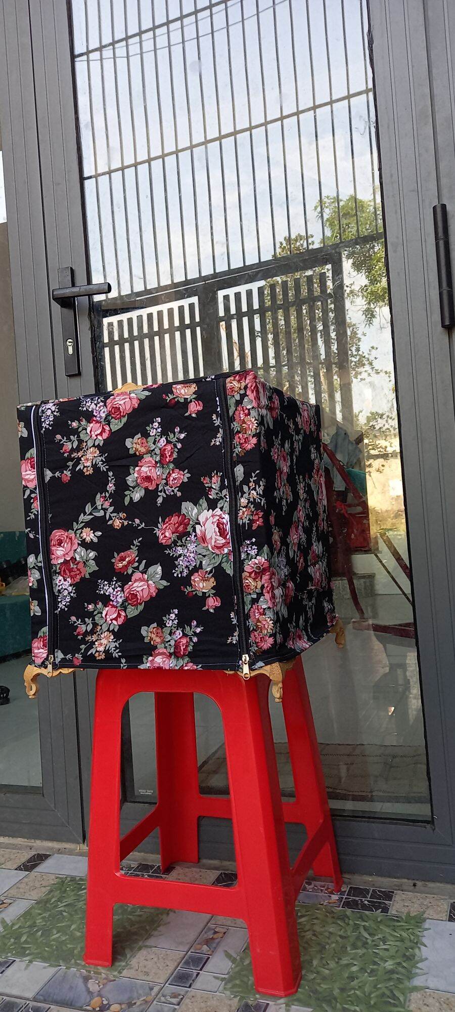 Áo lồng chim vuông size 37