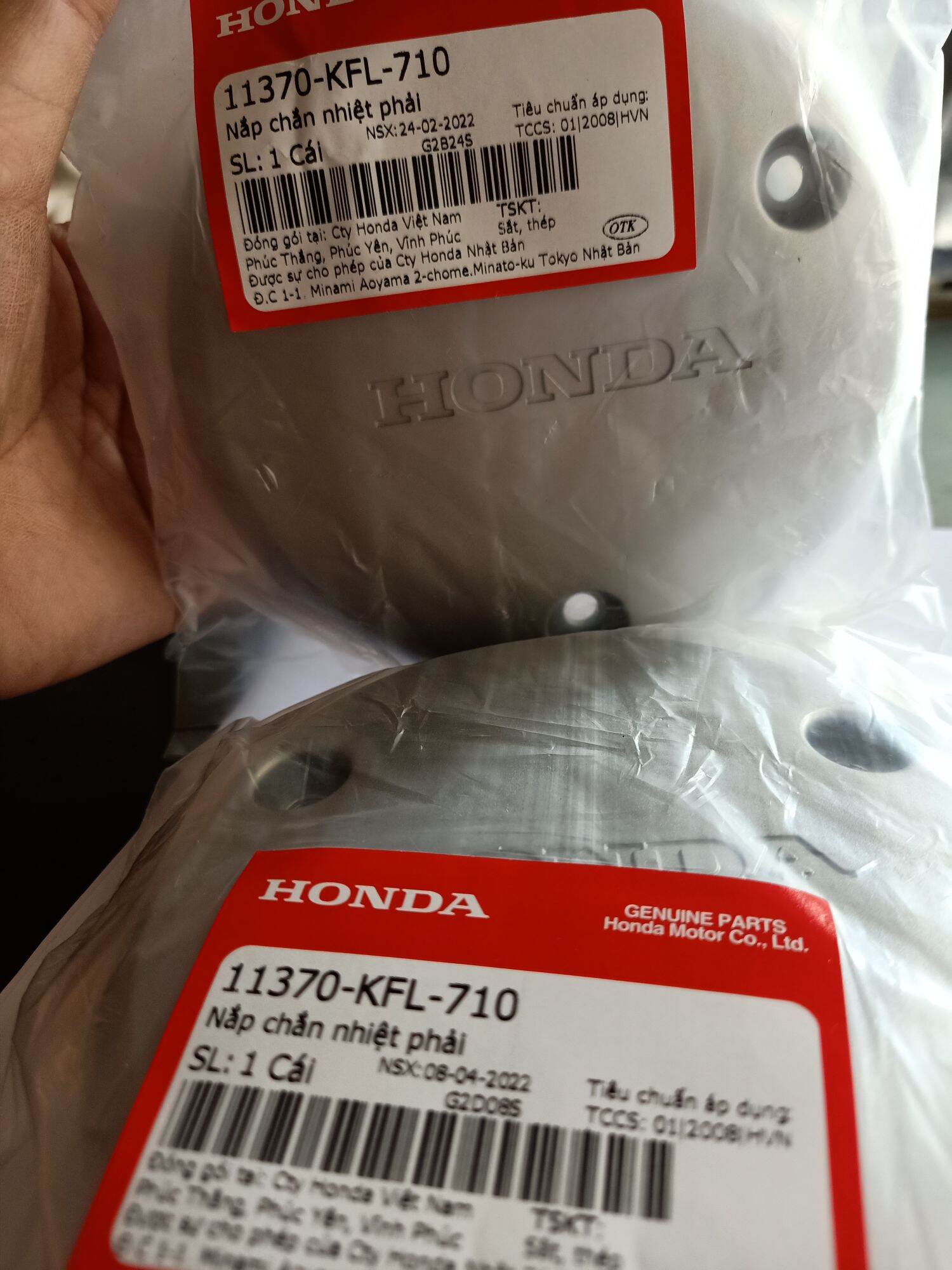 Nắp chụp nồi" Màu Bạc "Dr, Wave, Wave RS HONDA (Hàng Chính Hãng)