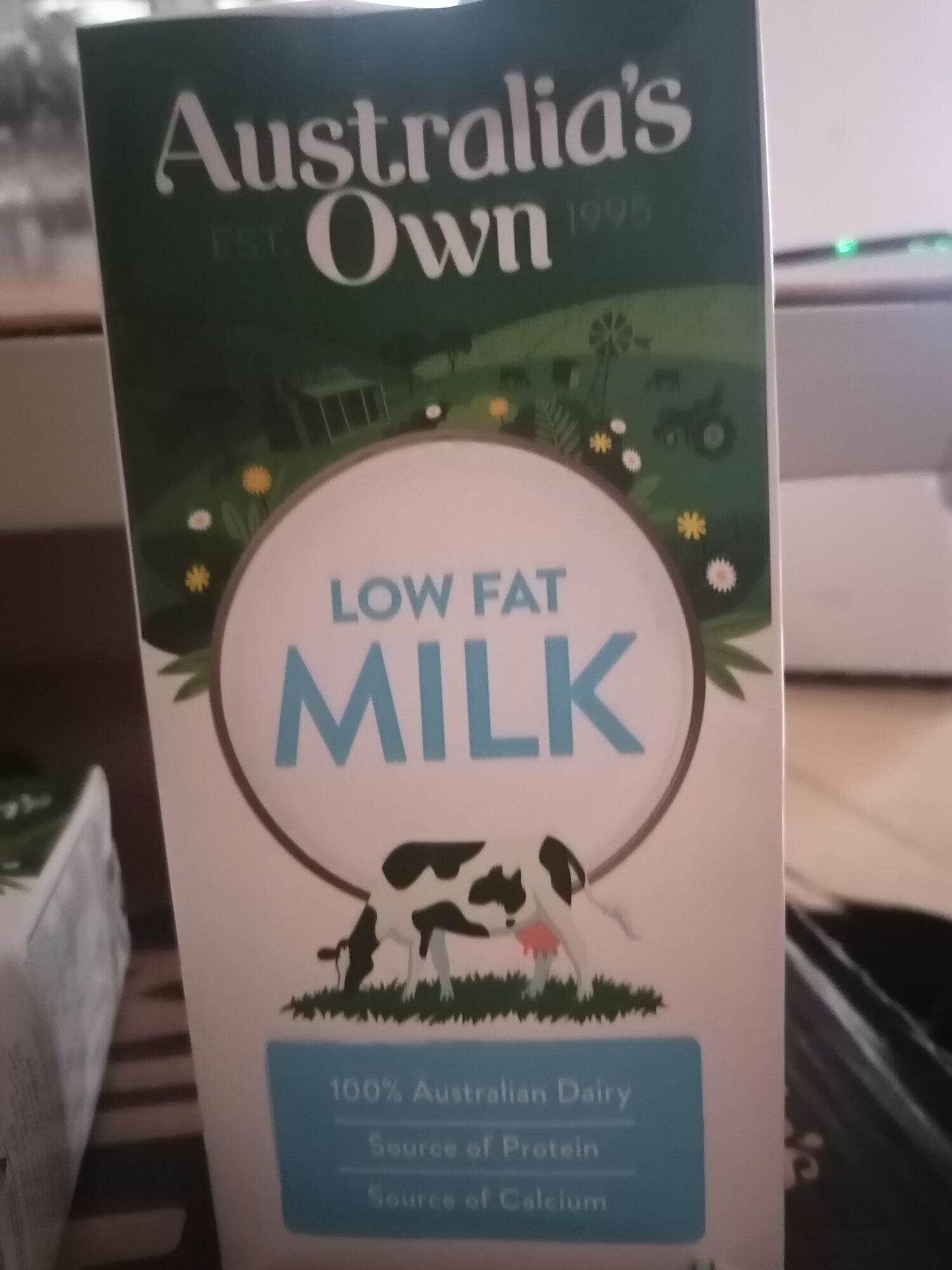 sữa own 1l full kem thùng 12h date t9.2023