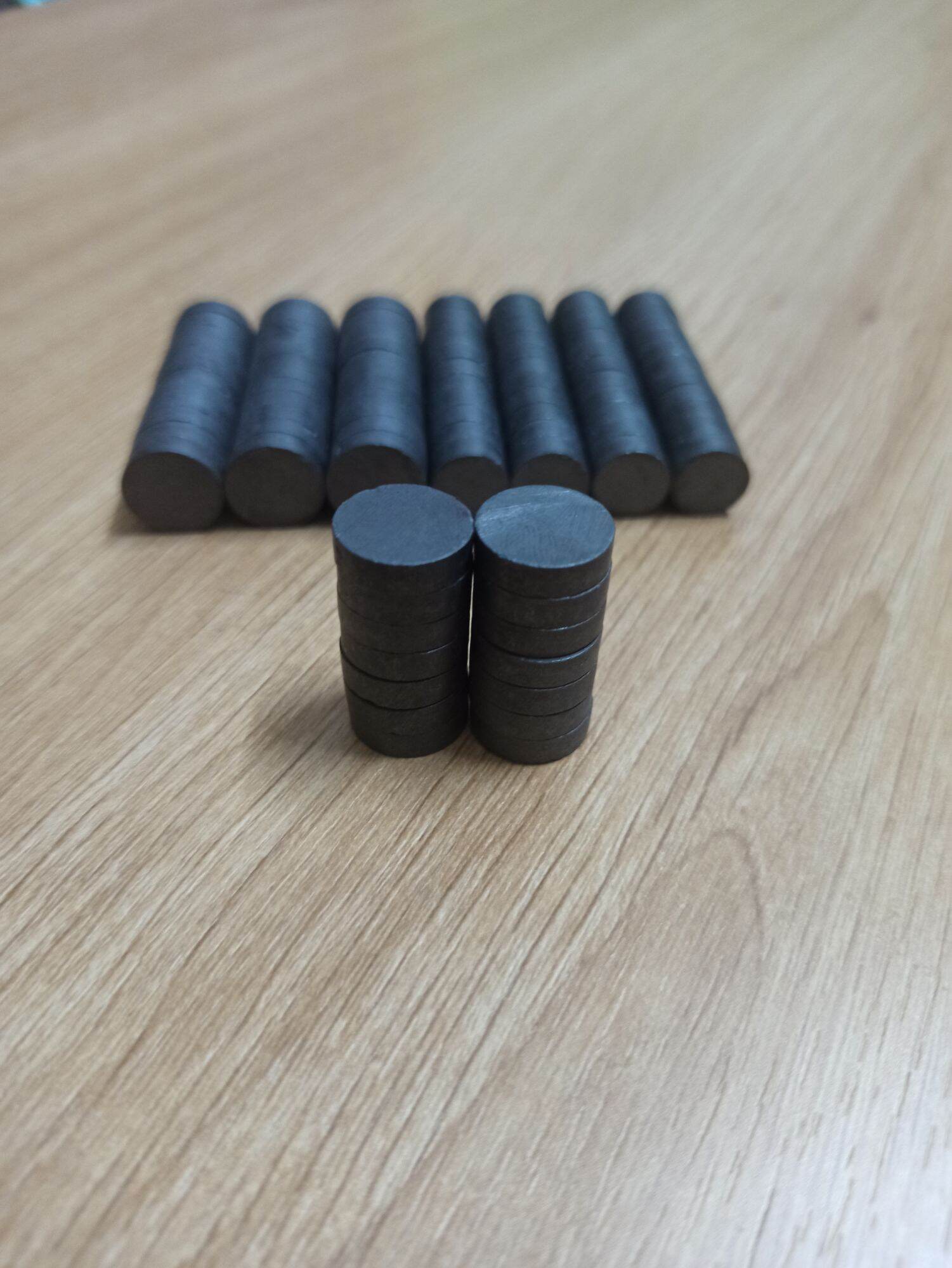 Nam châm vĩnh cửu D15x4mm lực hút mạnh
