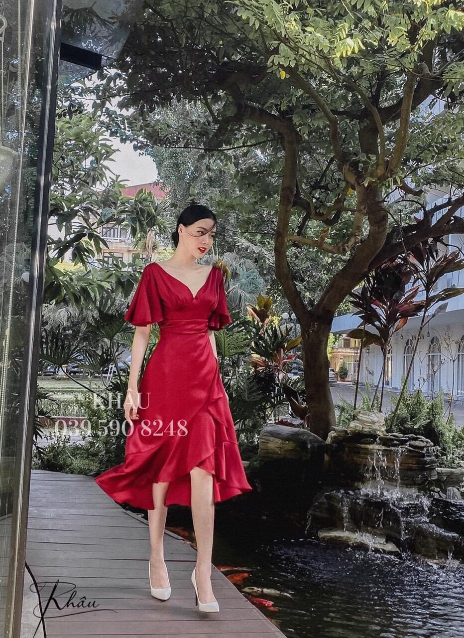 Váy trơn cổ V bèo vạt đuôi cá 2 màu cho nữ