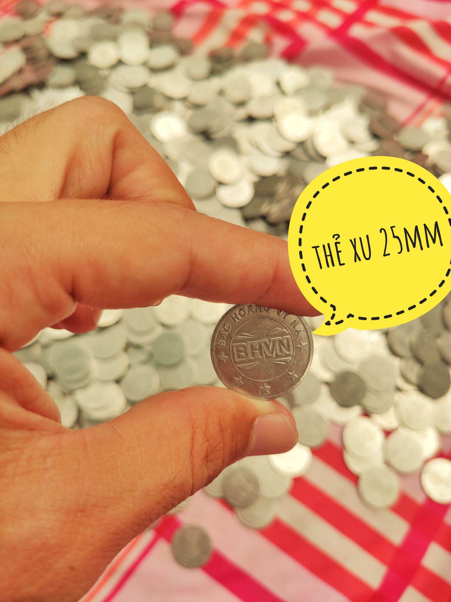 xu thẻ game 25mm (combo 500 thẻ hình lộn xộn) qua sử dụng 95-99%