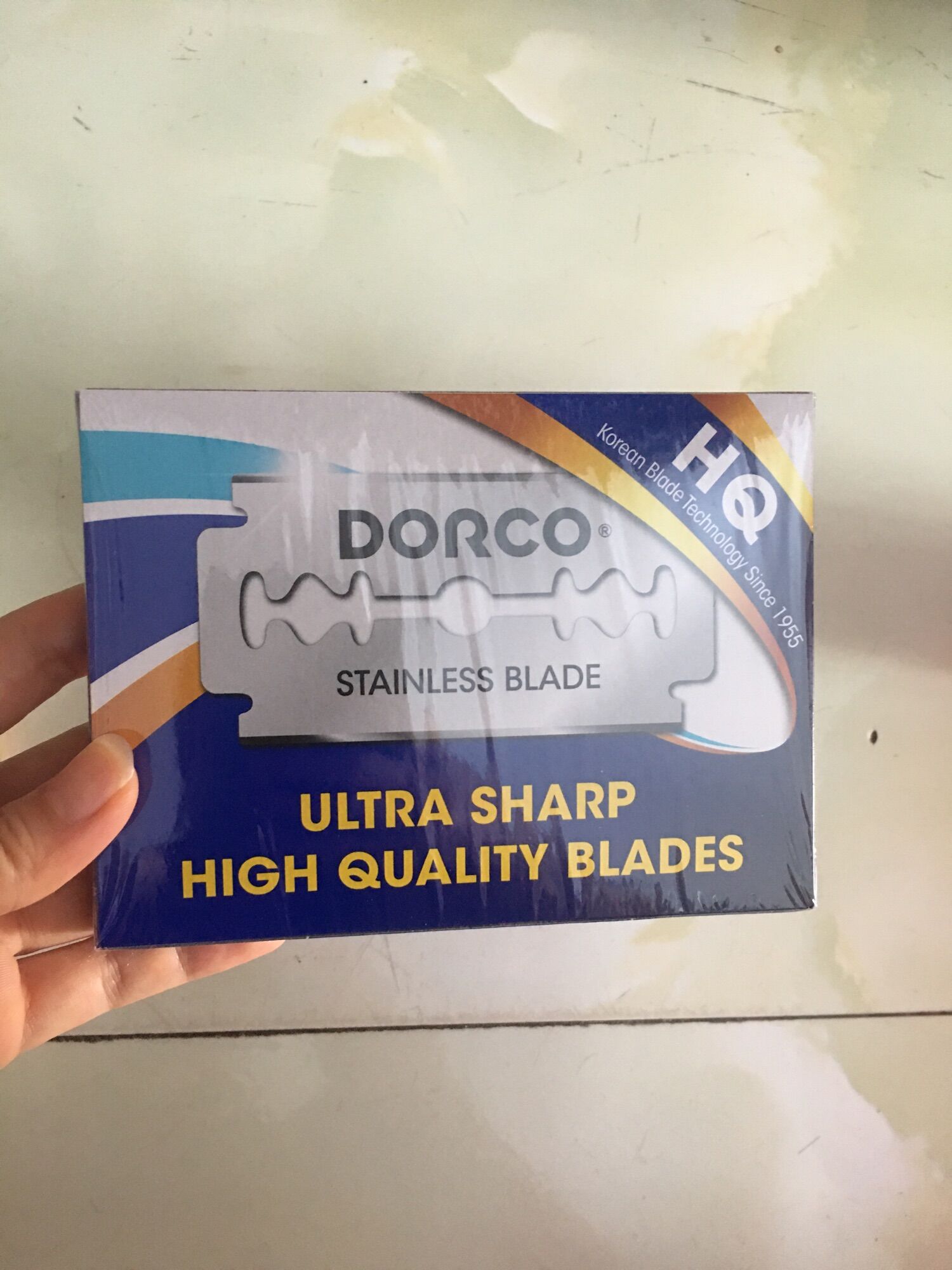 Dao tem Dorco 1 cây to ( 1000 lưỡi , 10 hộp 100 lưỡi)