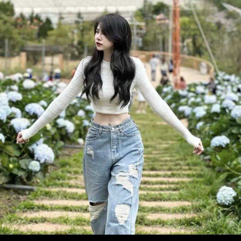 Áo Croptop Cổ Tròn Lông Tay Dài