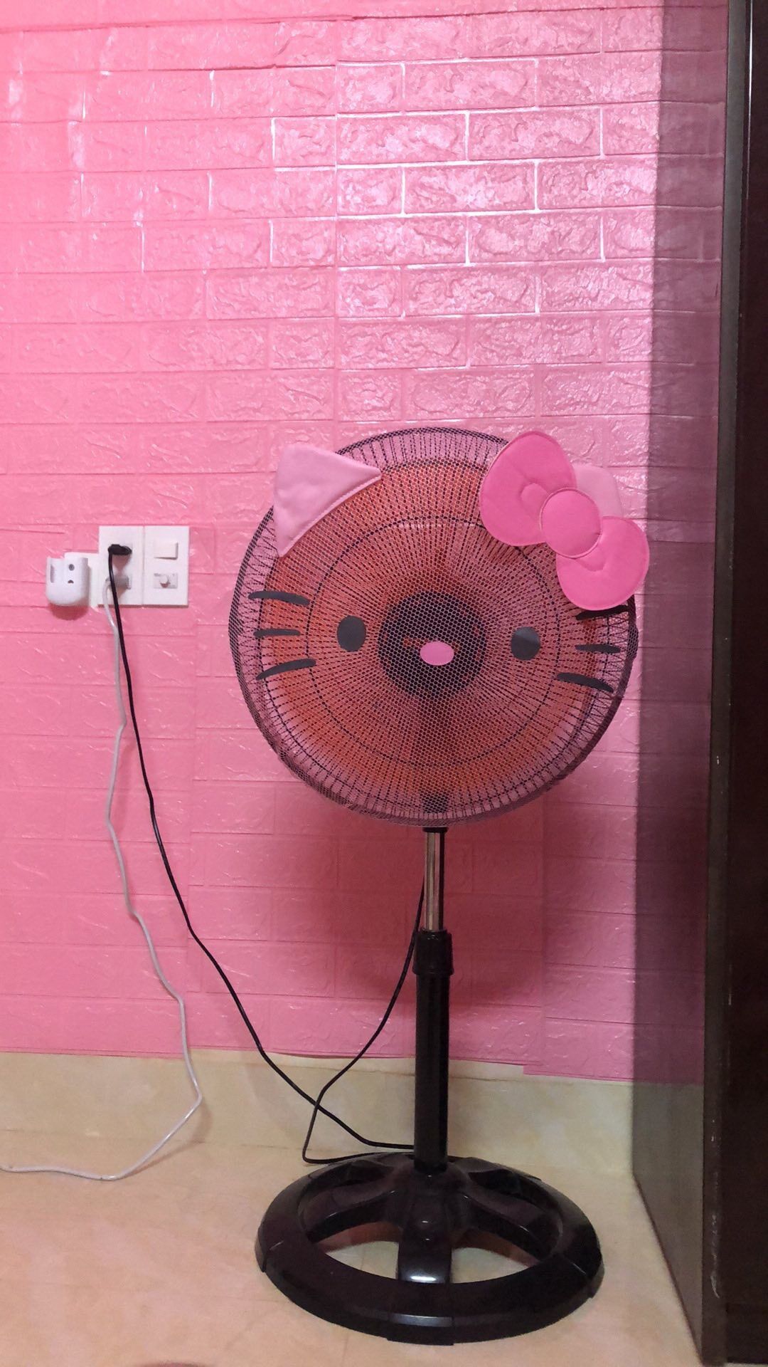 Bọc quạt Hello Kitty