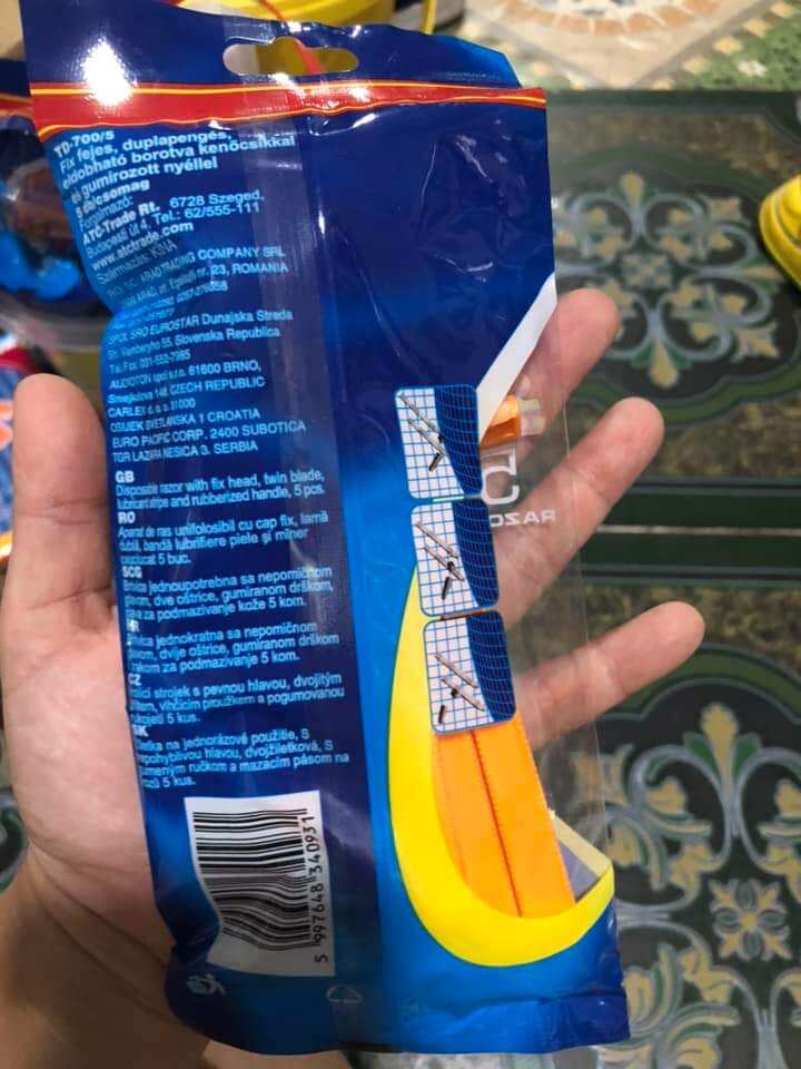 dao cạo râu razors bịt 5 cái