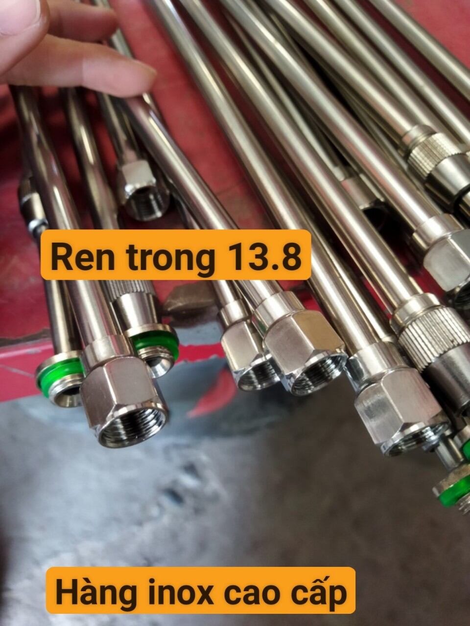 cần rút lắp cho bình phun thuốc trừ sâu  60 _120cm .