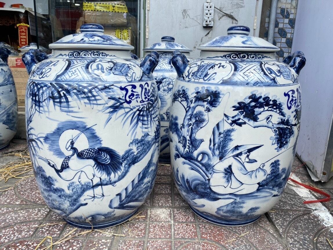 Bình ngâm rượu dáng bí, 30 lit, mã VR206, men trắng xanh lam, nhiều cảnh
