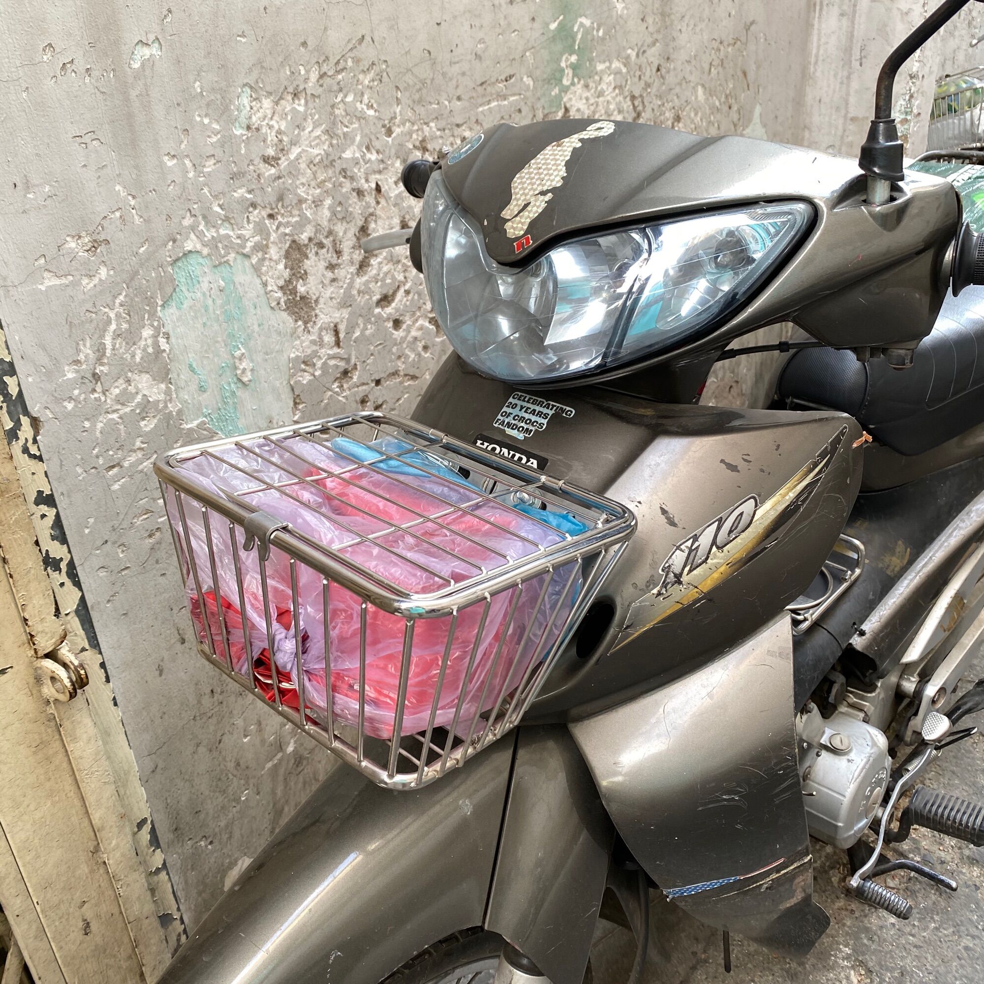 Rổ inox size trung 13x14x20x26cm gắn nhiều loại xe máy