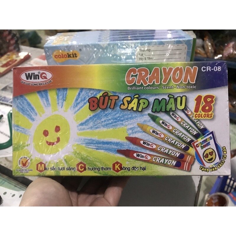 BÚT SÁP MÀU CRAYON 18 MÀU