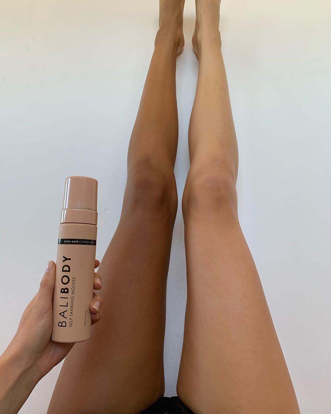 Nhuộm da dạng bọt Bali Body Self Tanning Mousse