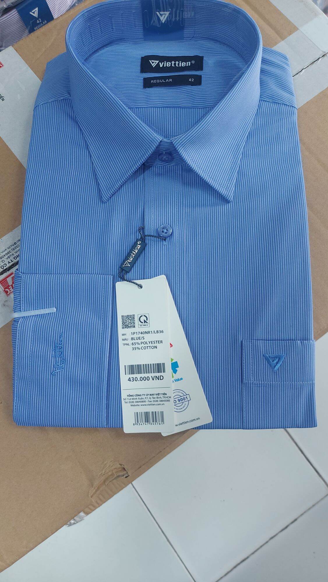 Mã 1740,,Áo việt tiến dài tay , Giá treo 430k Phom Regular (dáng xuông)