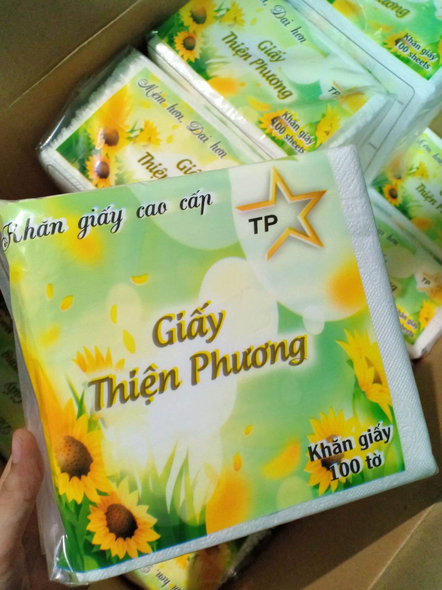 Khăn giấy cao cấp vuông lớn 100tờ