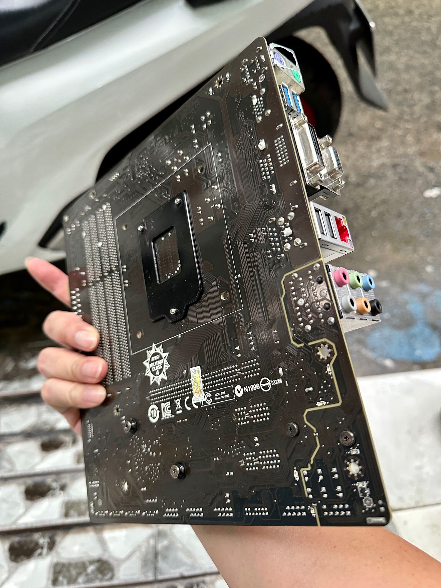 Main MSI B85 gaming 4khe ram có led + fe