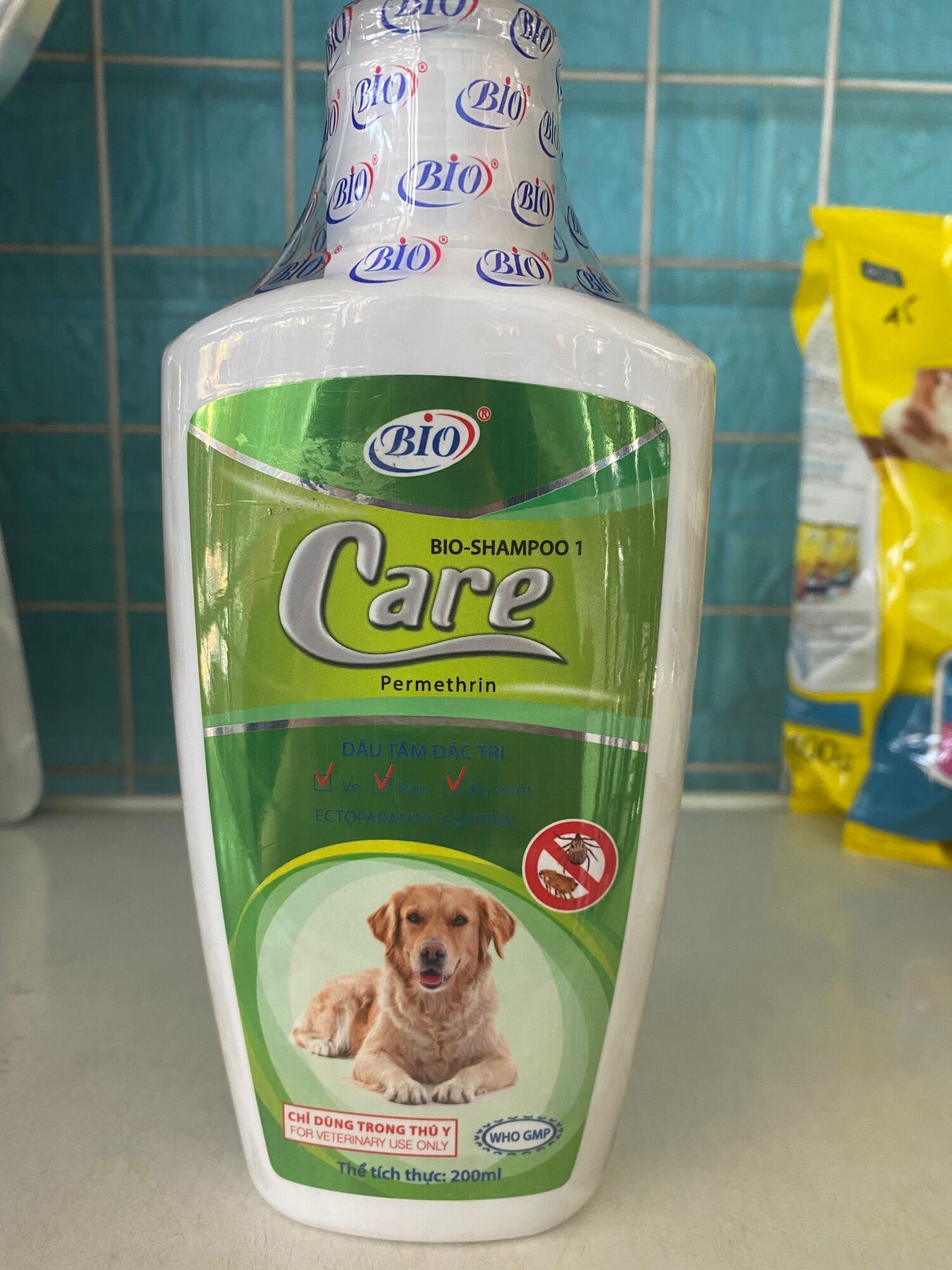 Dầu tắm sữa tắm trị ve rận cho chó mèo 200ml