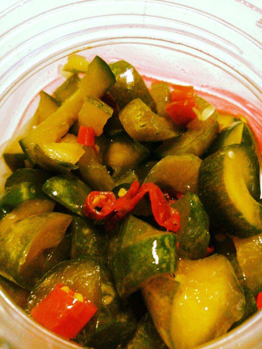 1kg dưa leo ngâm nước mắm 1 hủ