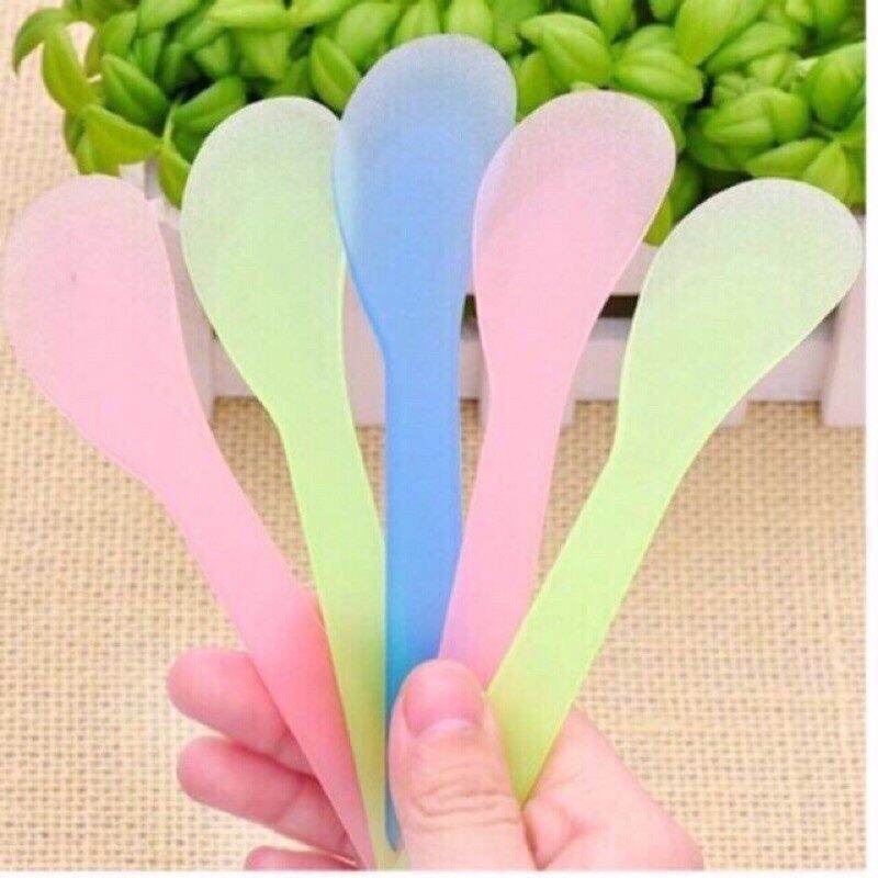 Muỗng khuấy kem, que trộn kem, thìa đắp mặt nạ 10 muỗng