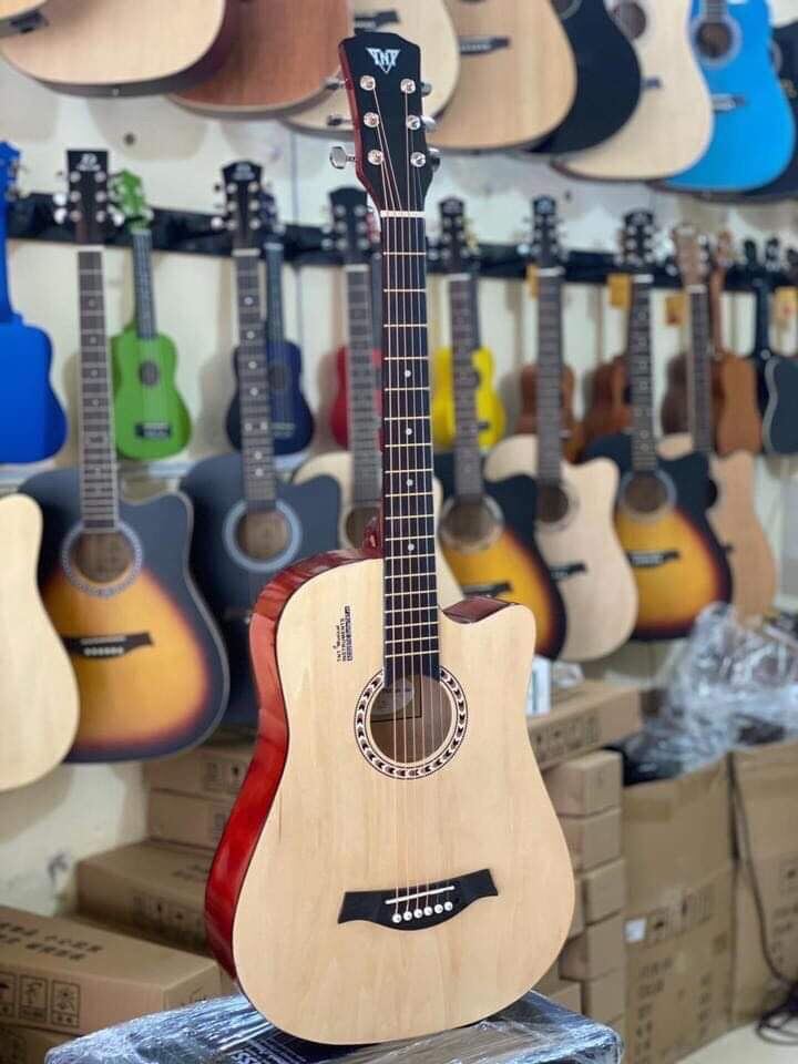 Đàn guitar acoustic T70 giá 750k