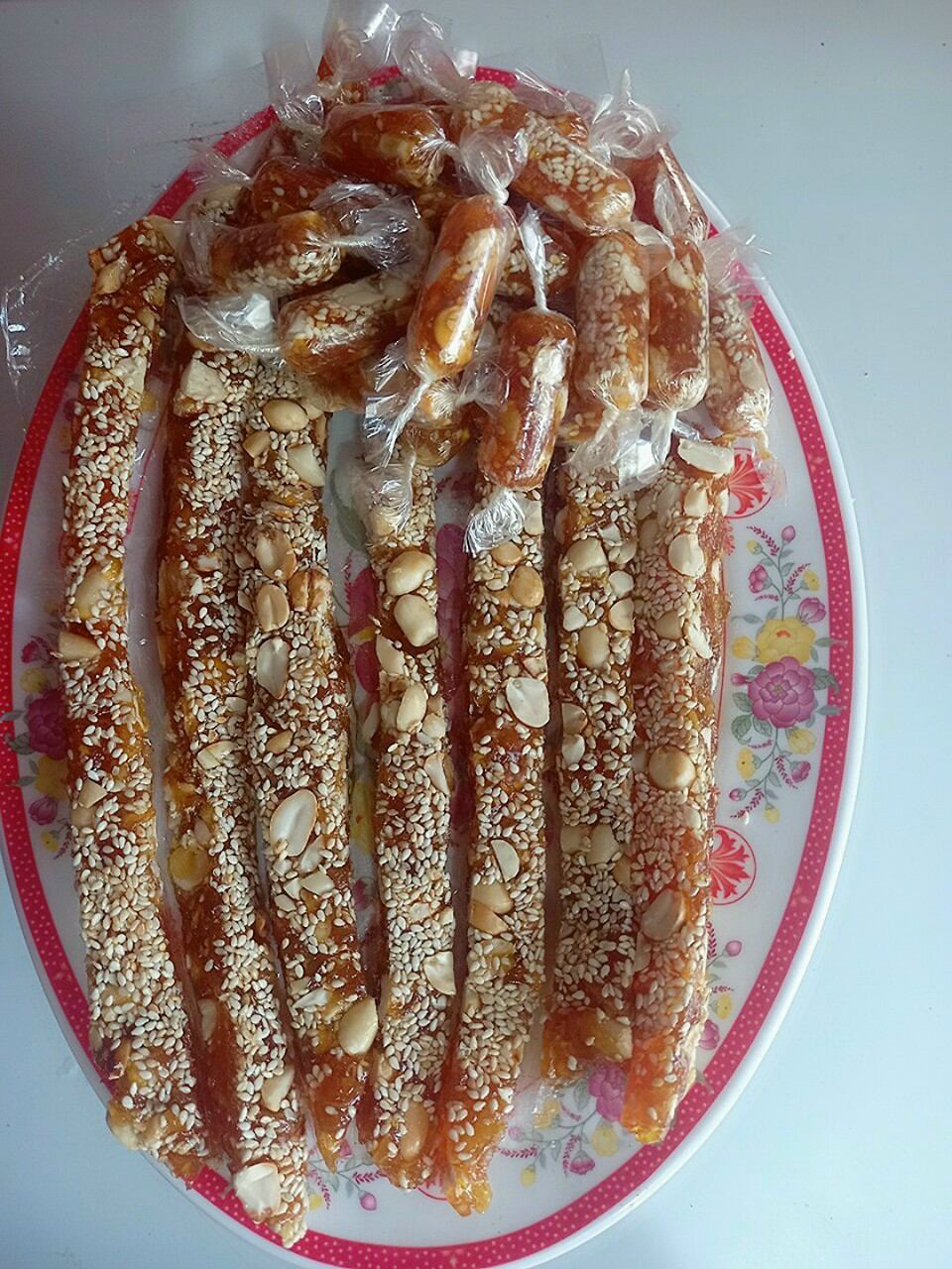 mứt khóm mít đậu phộng nhà làm