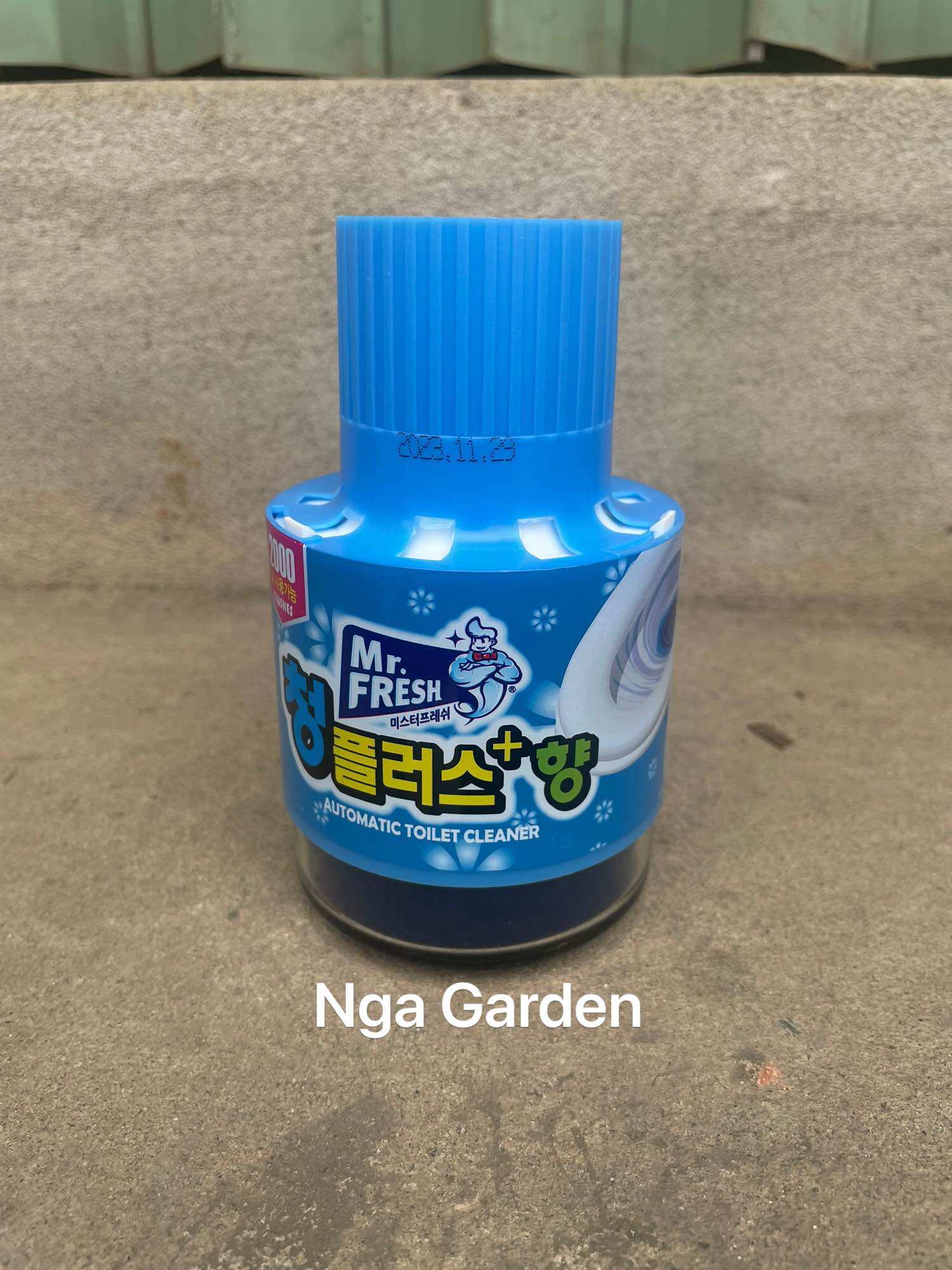 Chai thả bồn cầu làm sạch diệt khuẩn Mr.Fresh Hàn Quốc 180 gr