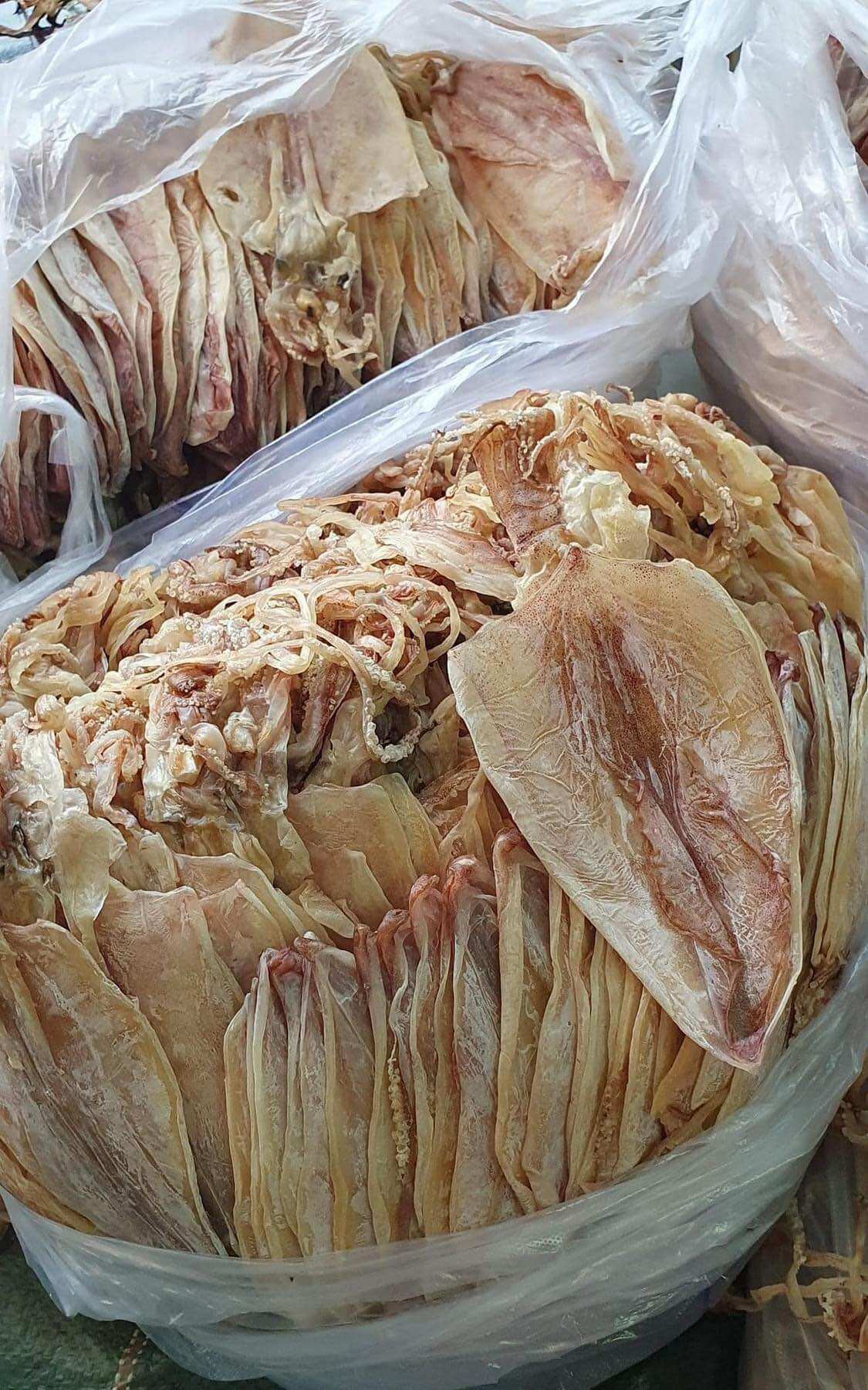 Khô mực ống, lá Cà Mau bịch 26-30con/500gram