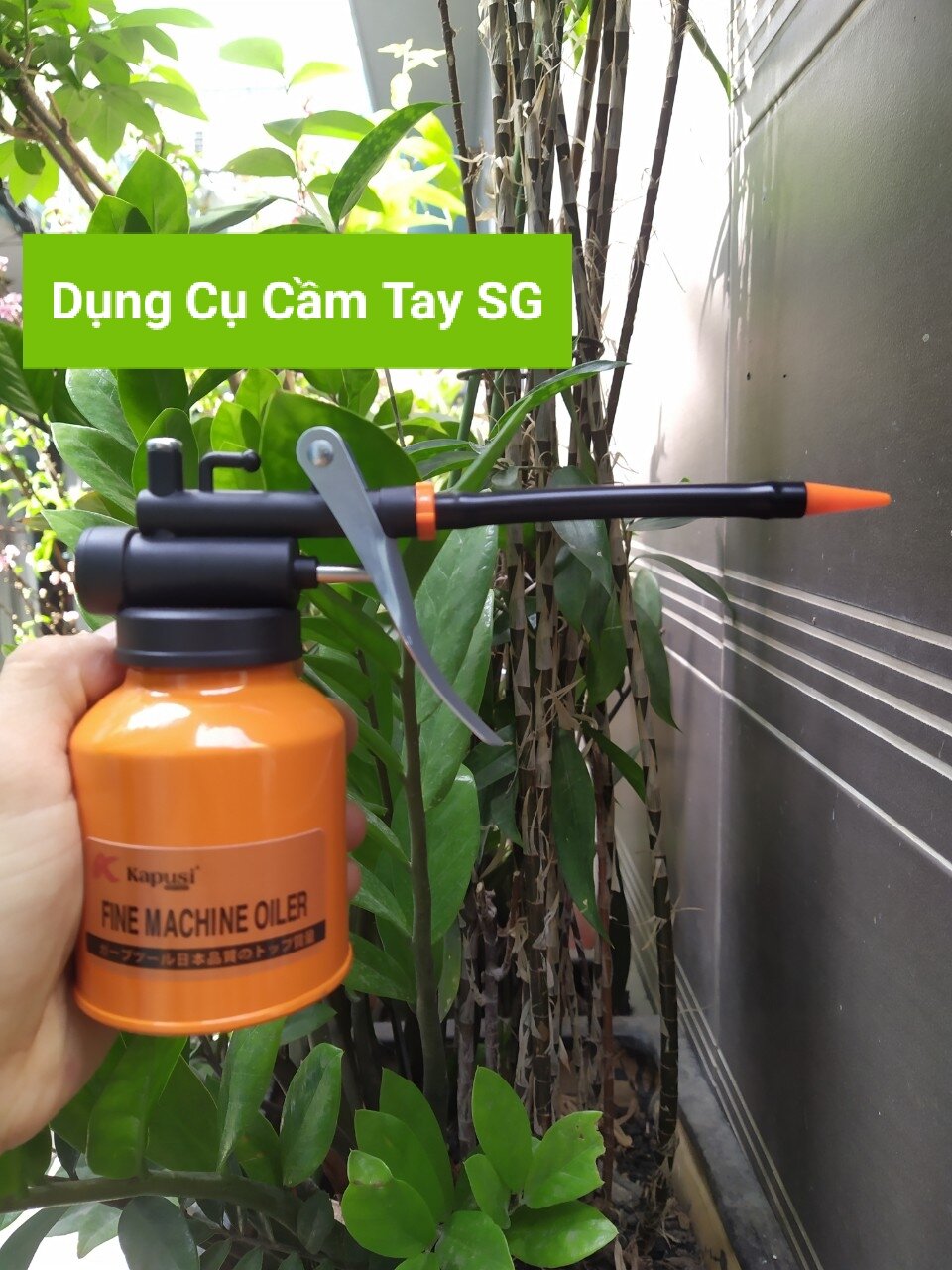 Bình bơm nhớt châm nhớt vòi cong Kapusi hoặc LS+