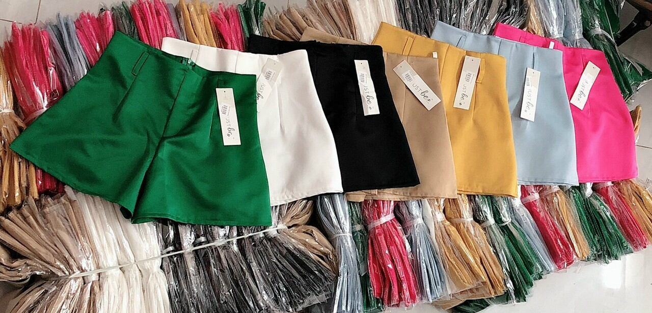 Quần Short Vải Bóng