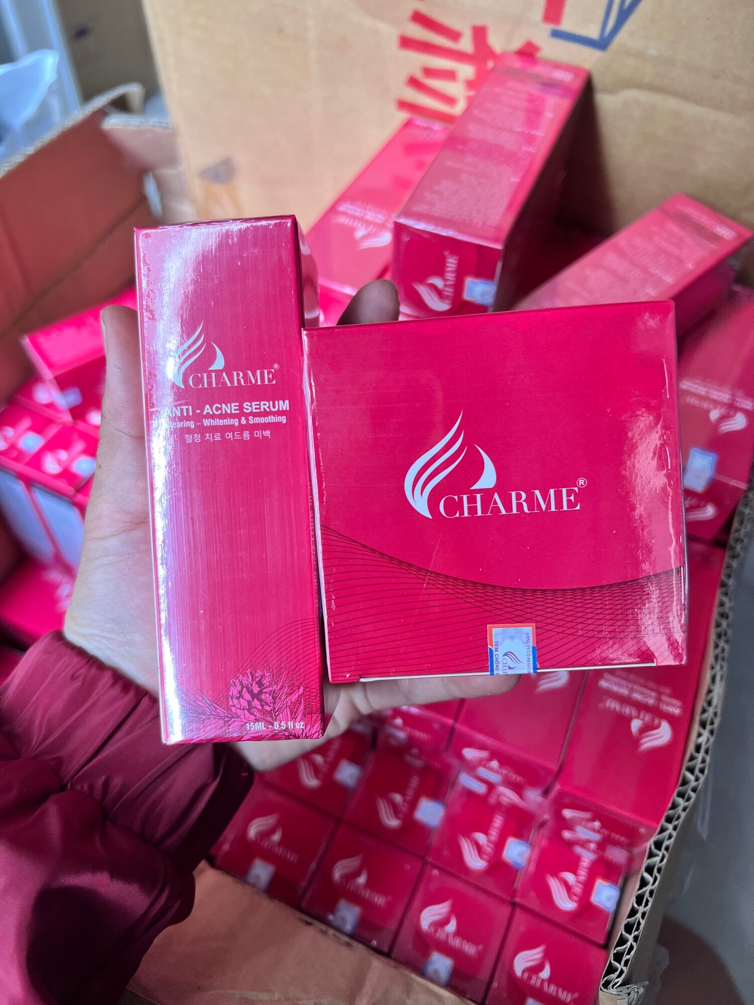 Kem face thông đỏ charm hoặc serum thông đỏ ( 1 sp - xem kĩ phân loại )