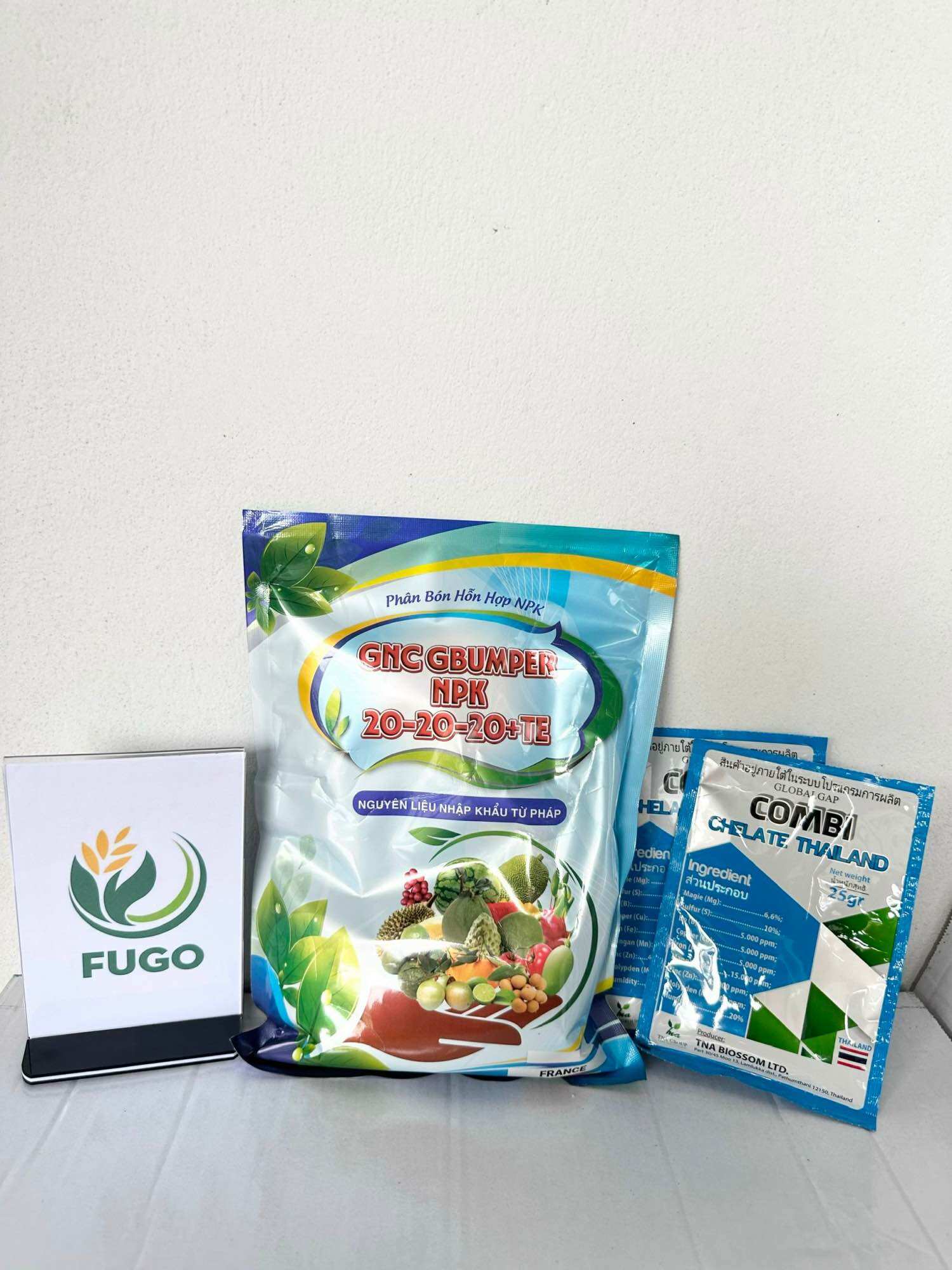 Combo 1 gói npk 20-20-20 pháp+ 2 gói combi chelate thái lan
