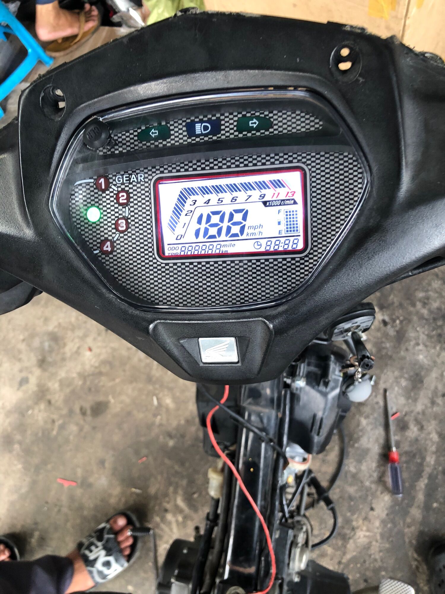 Đồng Hồ Điện Tử WAVE- BLADE 110
