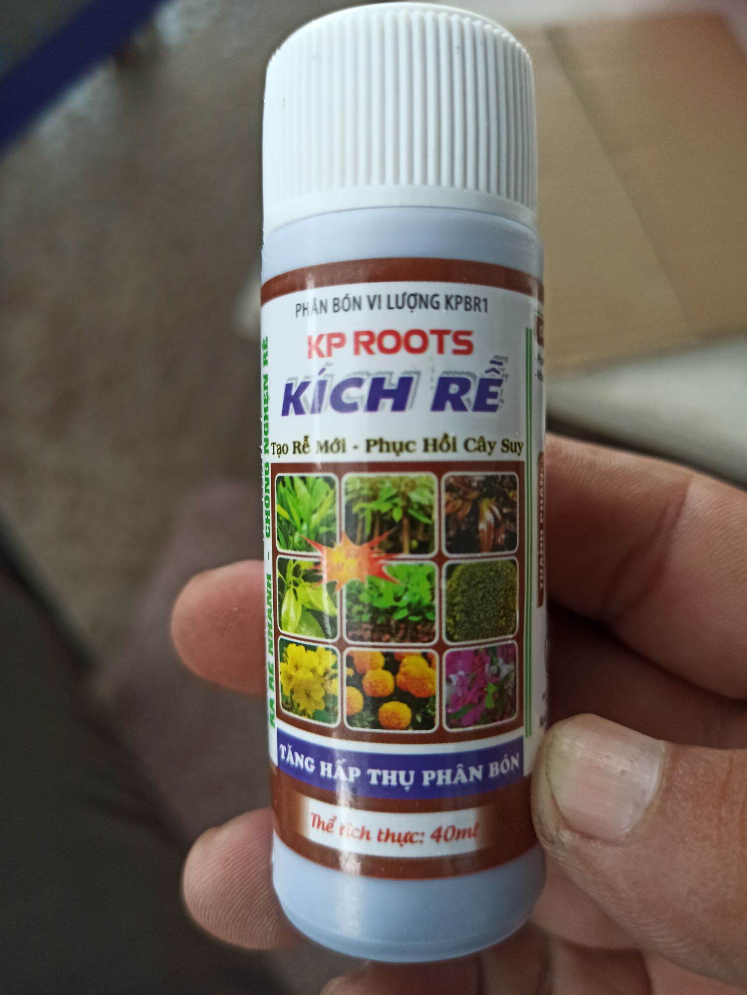Phân bón vi lượng KP Roots kích rễ mạnh phục hồi cây suy yếu ống 40ml