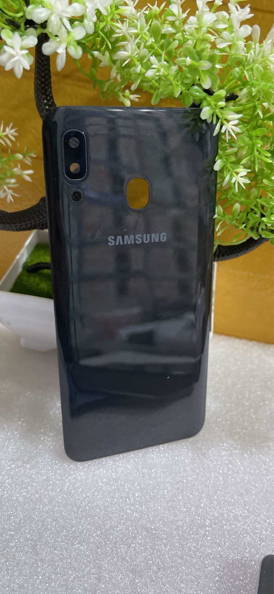 Nắp lưng điện thoại Samsung A30 / A305 full bộ có luôn khay sim với kính camera sau