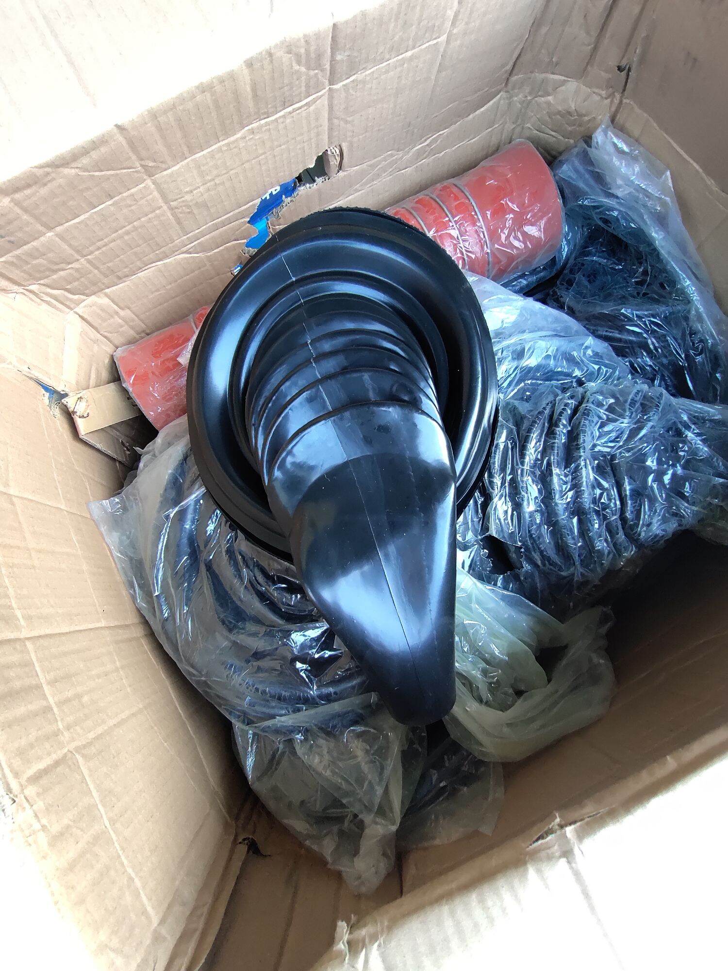 Chụp bụi cần số shacman f3000