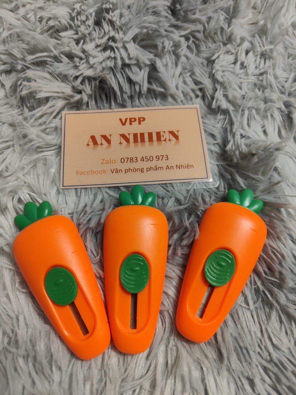 Dao rọc giấy kute mini lưỡi dài, lưỡi ngắn củ cà rốt