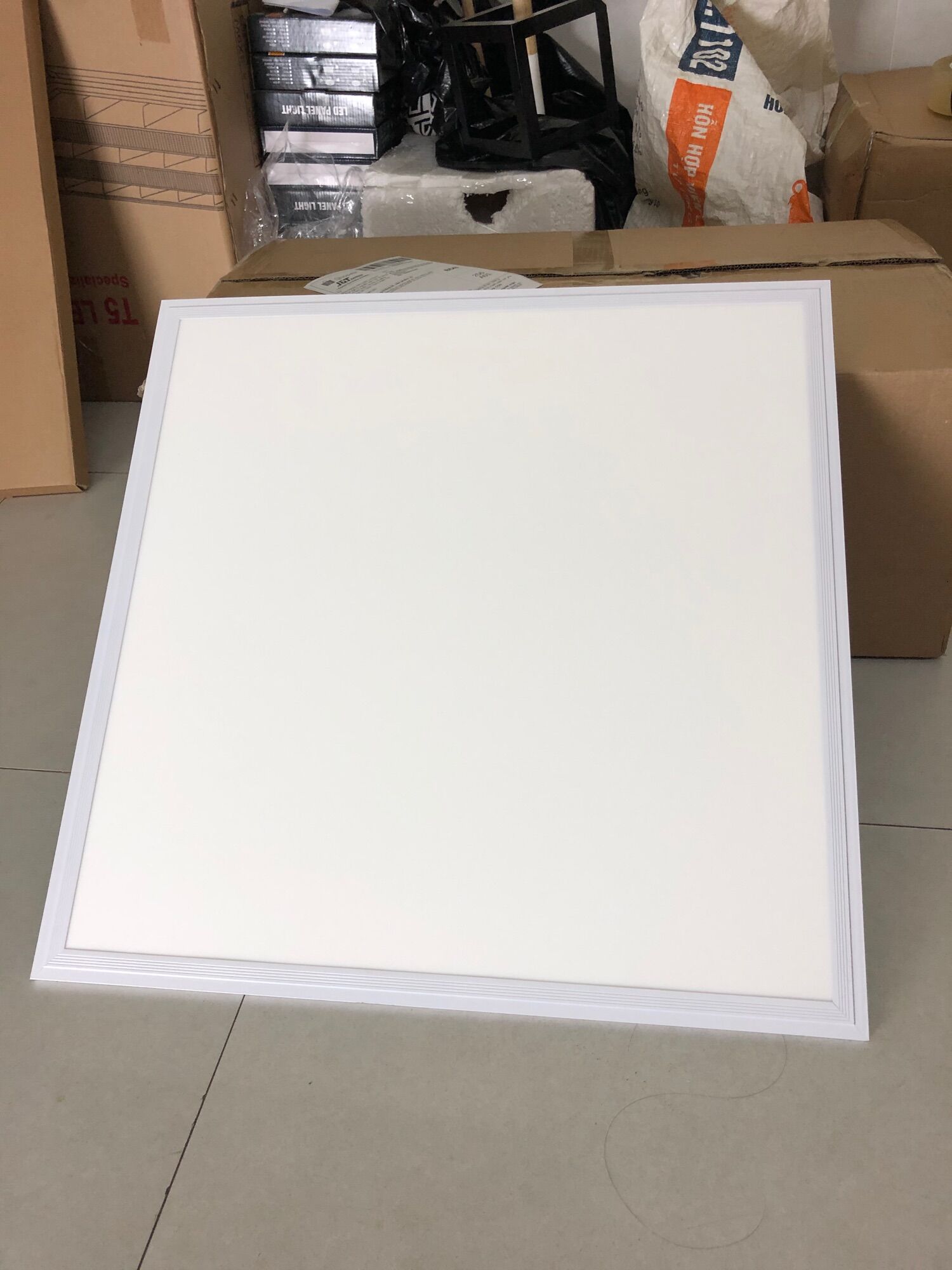 ĐÈN LED Panel 600x600 48W ĐÈN LED ÂM TRẦN THẠCH CAO Lắp trần thả