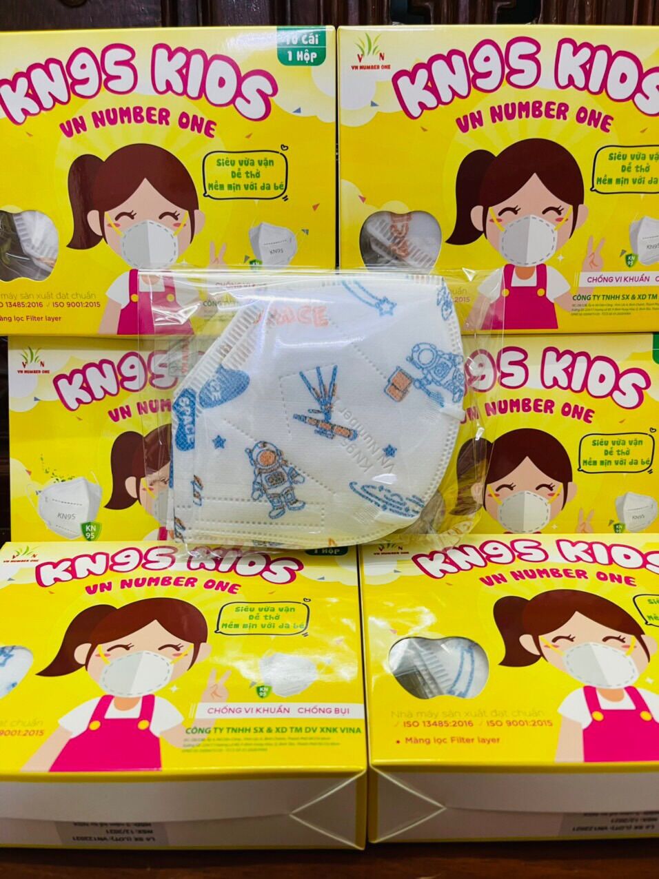 Khẩu trang Kn95 Vn Number One Trẻ Em( 4 lớp )( hộp = 10 cái)