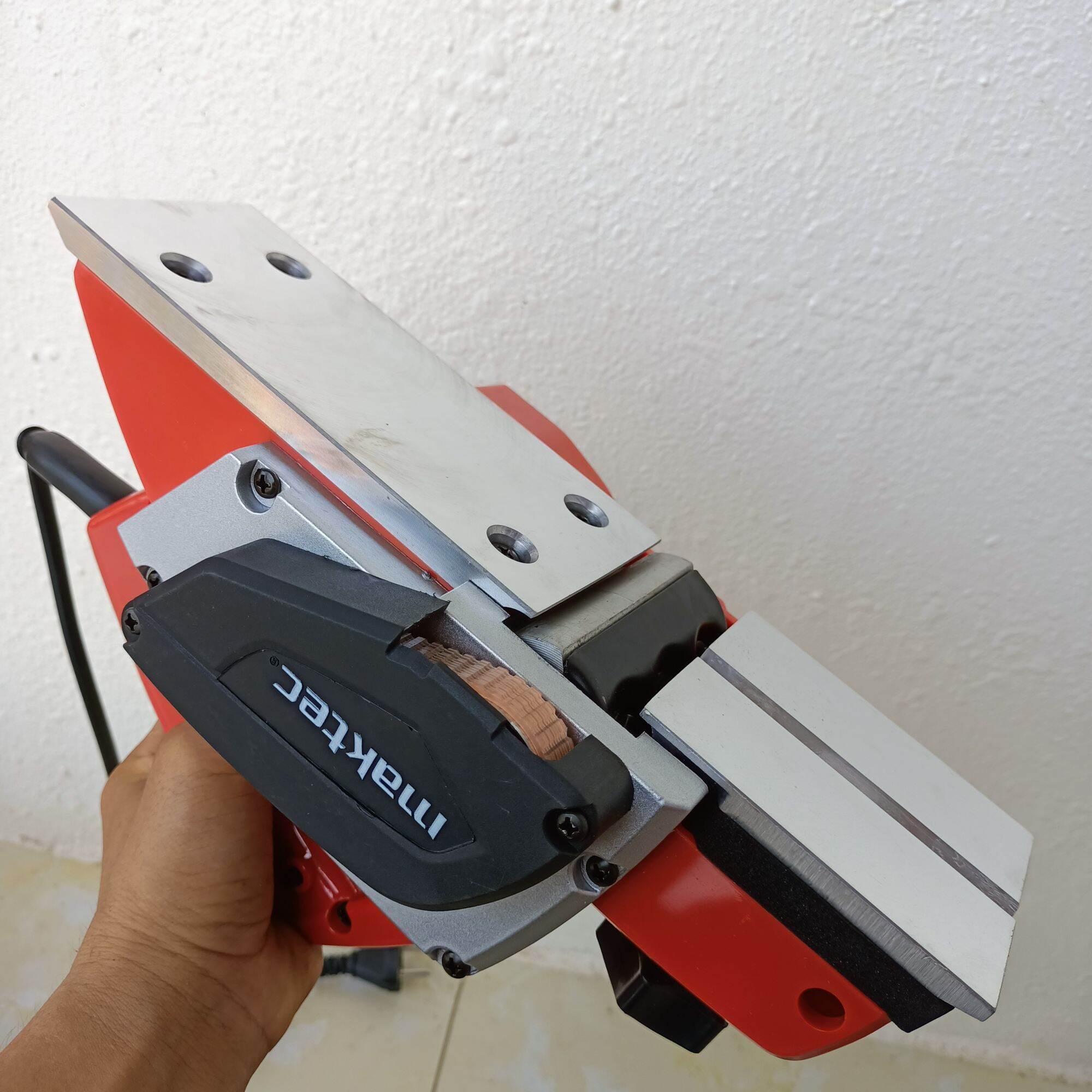Máy bào gỗ maktec 190 công suất 580W dây đồng 100%