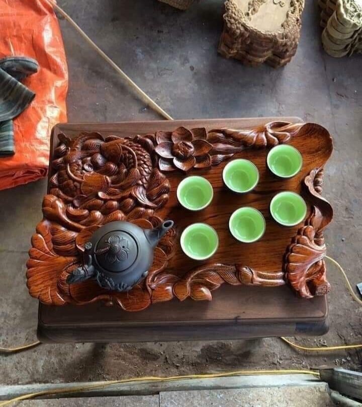 KHAY TRÀ SEN CÁ GỖ GỤ 50x30cm