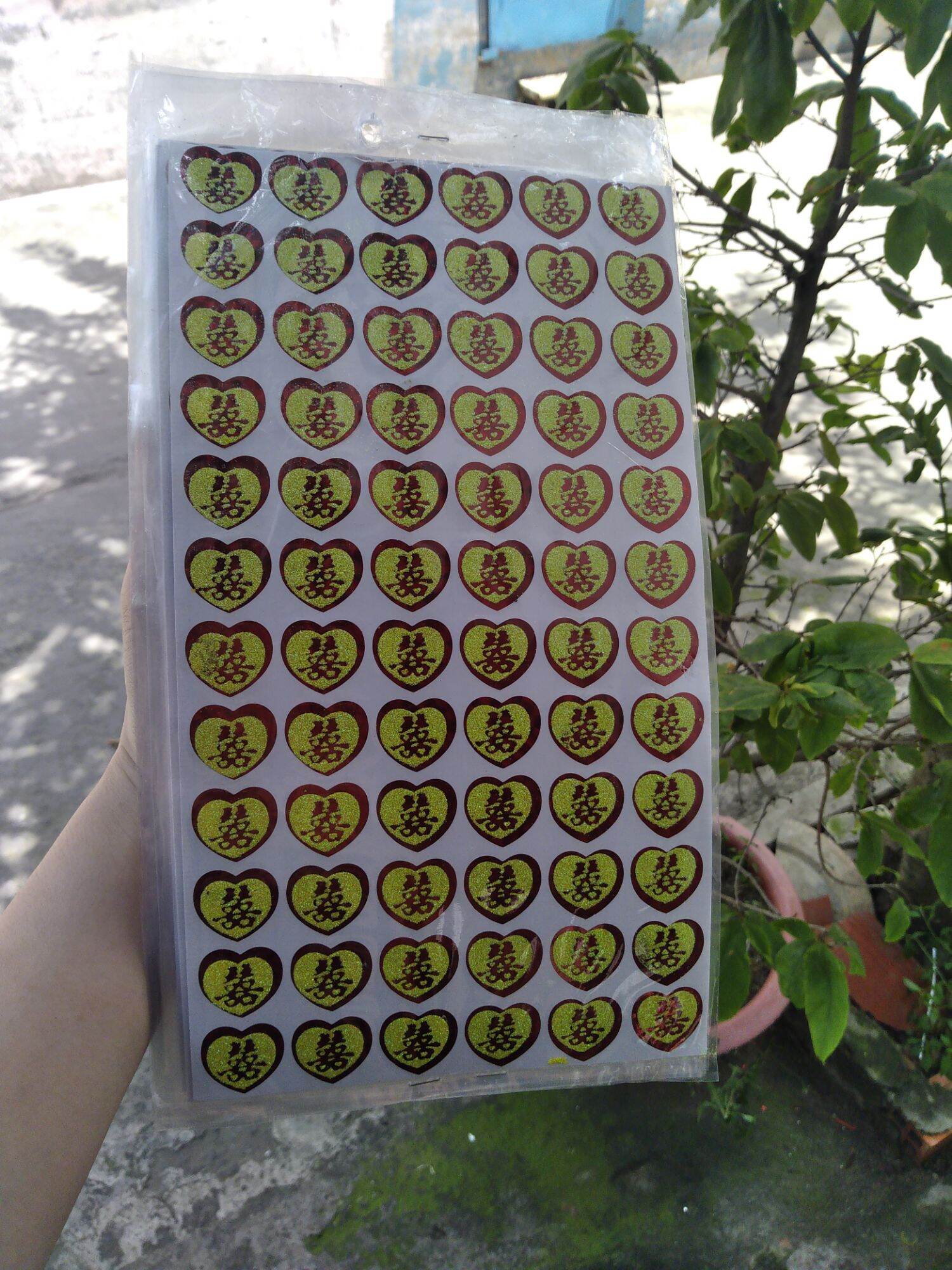 Decal chữ Hỷ dán trái cây, lễ vật trong mâm quả